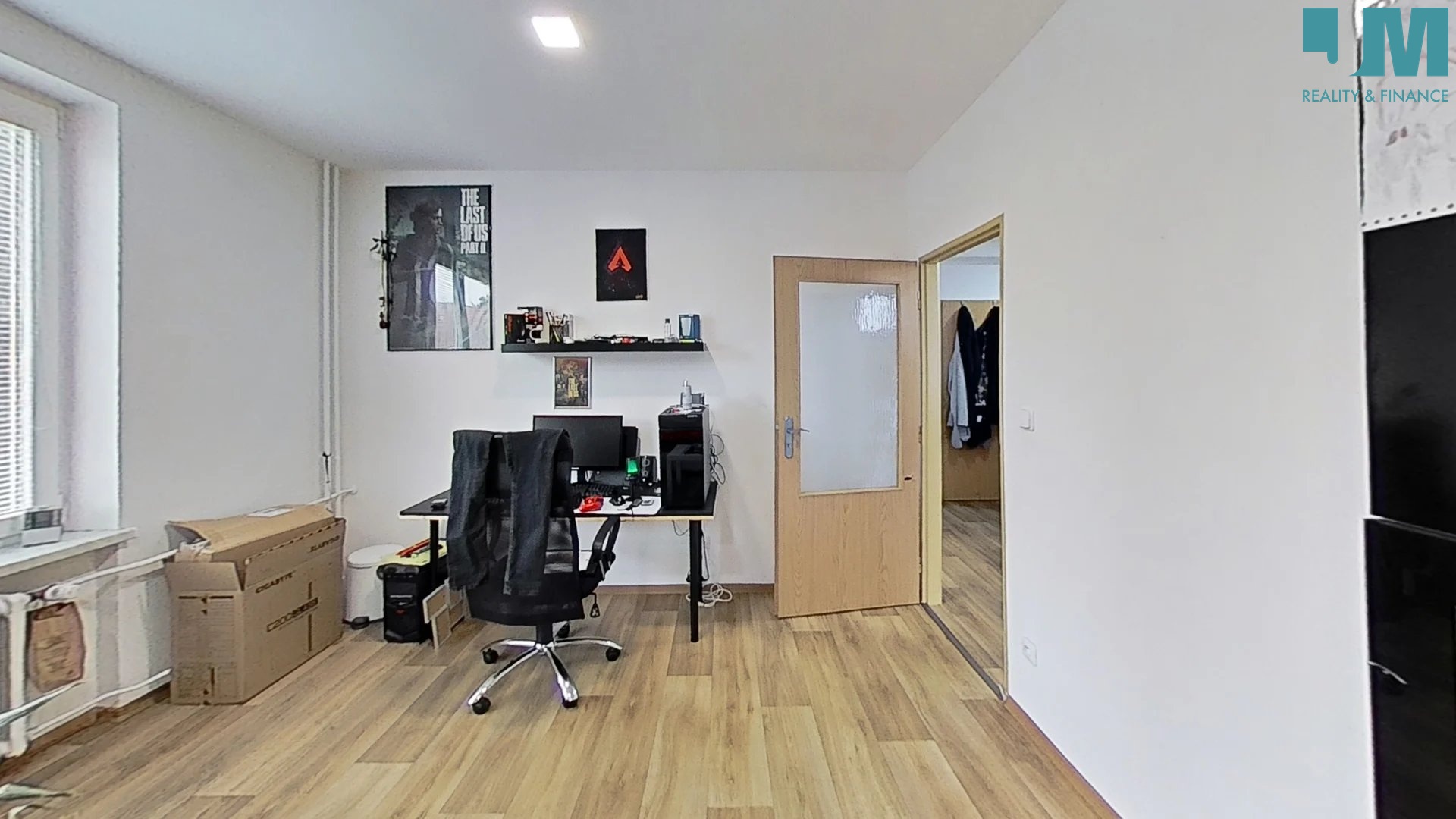 bKSjKDHbrWm-Office