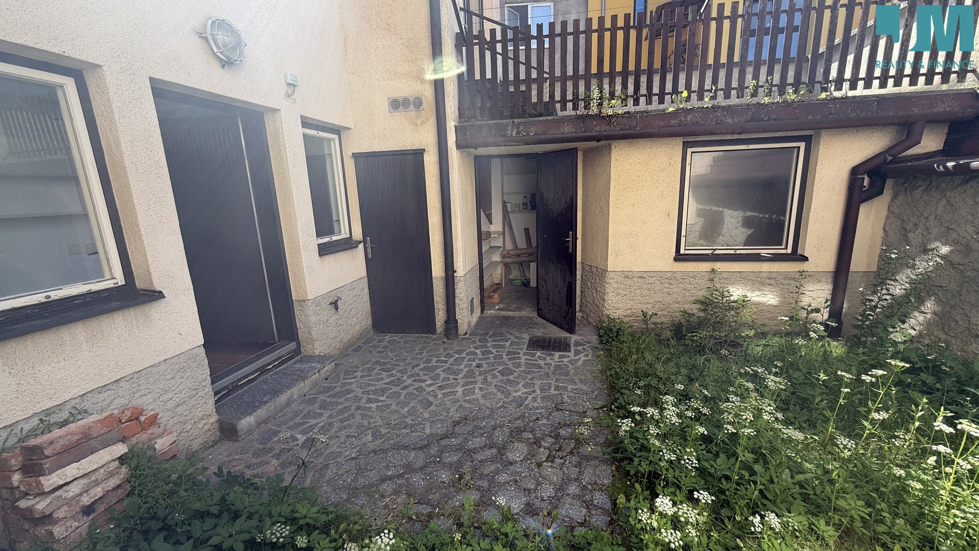 20250621_140851656_iOS