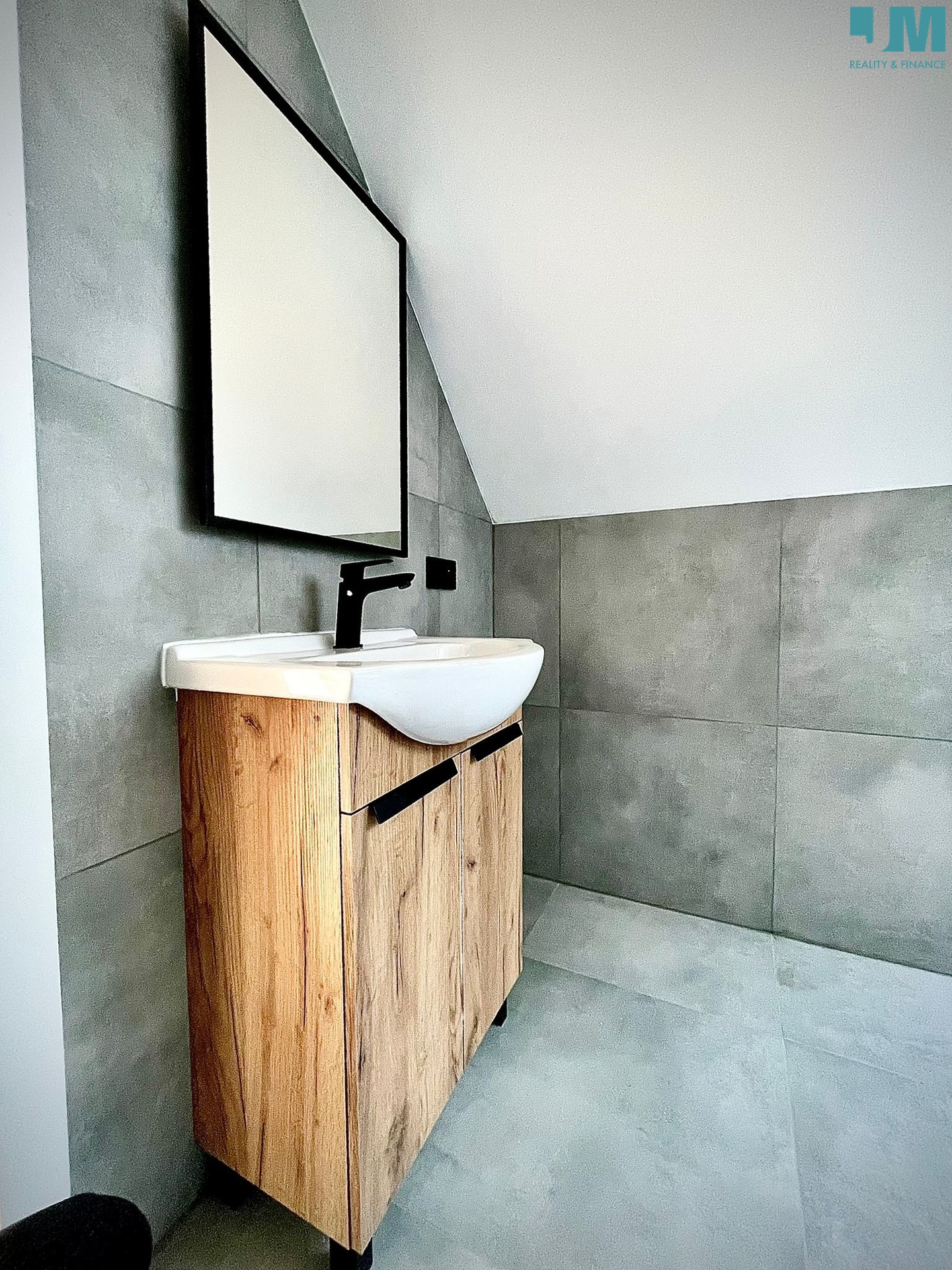 5247abc9-fb35-4c25-8ec6-321a67cc0673