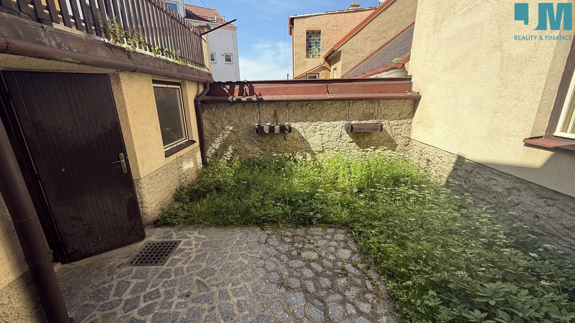 20250621_140838757_iOS