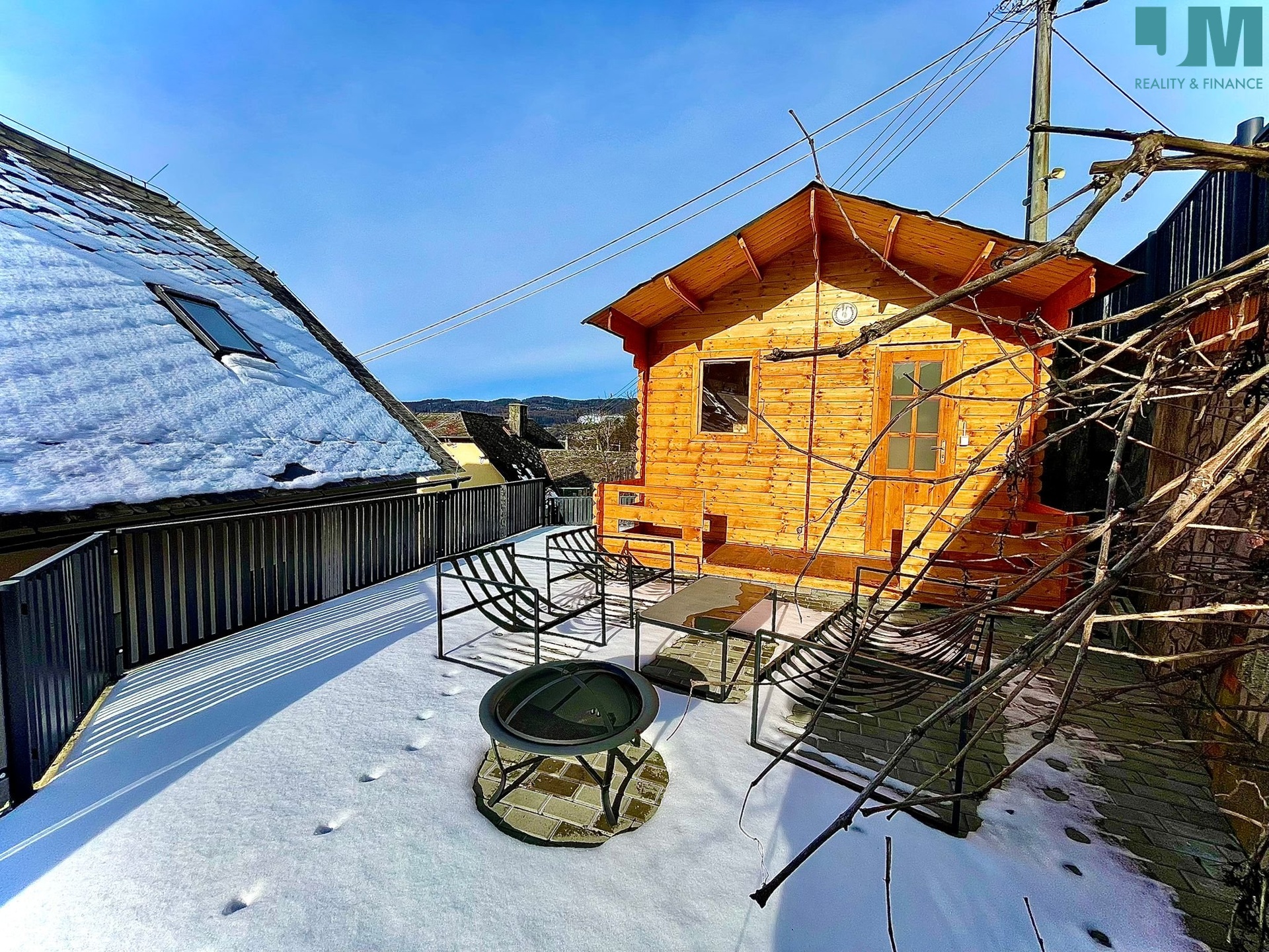 b2b33f6e-4948-4e71-bb9b-46ae10562010