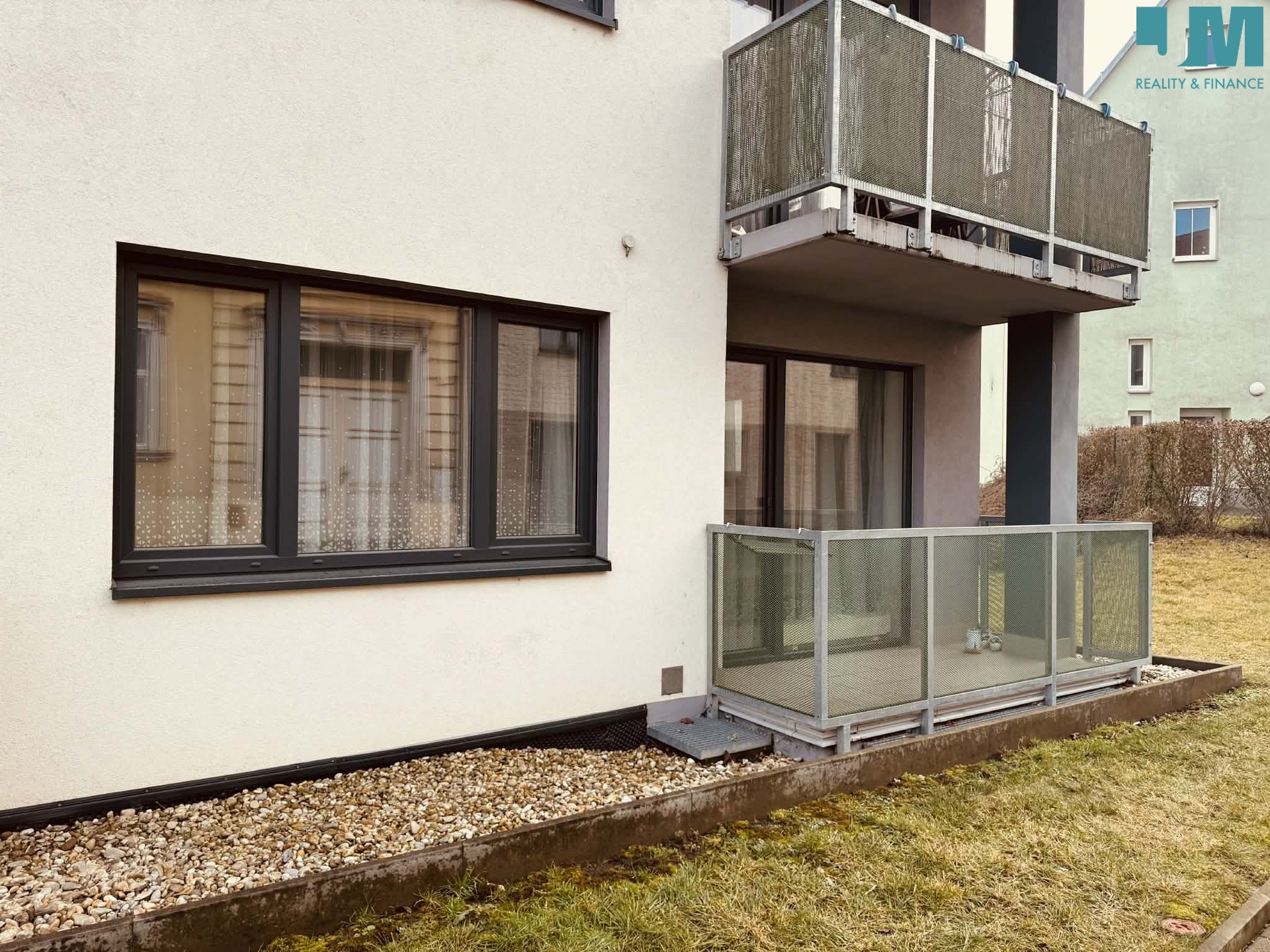 39db7572-9f99-4abf-a959-f13d0a5f9ece