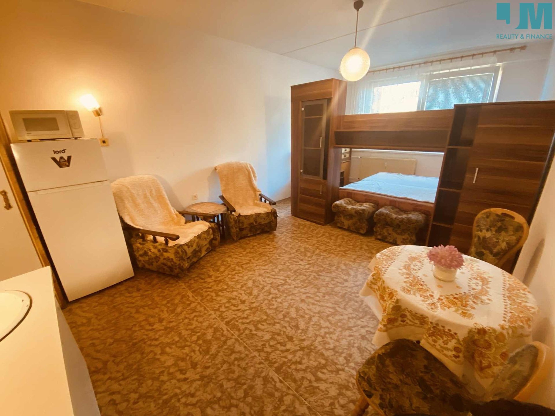 4a04ef26-90e4-4970-aded-a5cd550b05e8