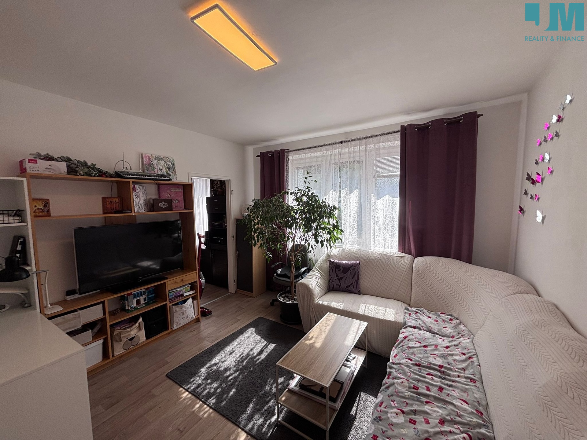 4564d028-32dc-4315-9d45-5a7c276c884c