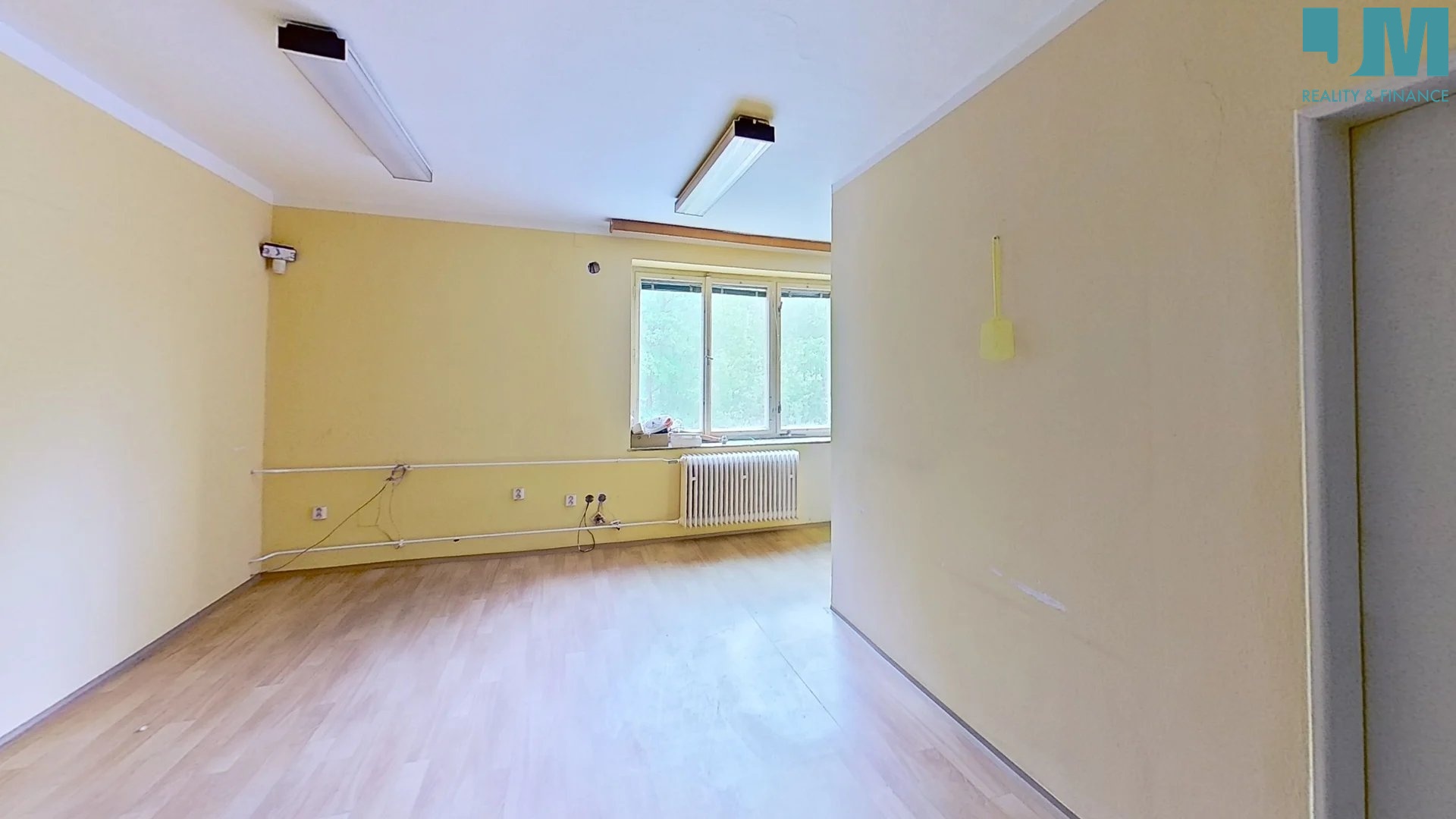 zMm8eZRdHGZ-Bedroom