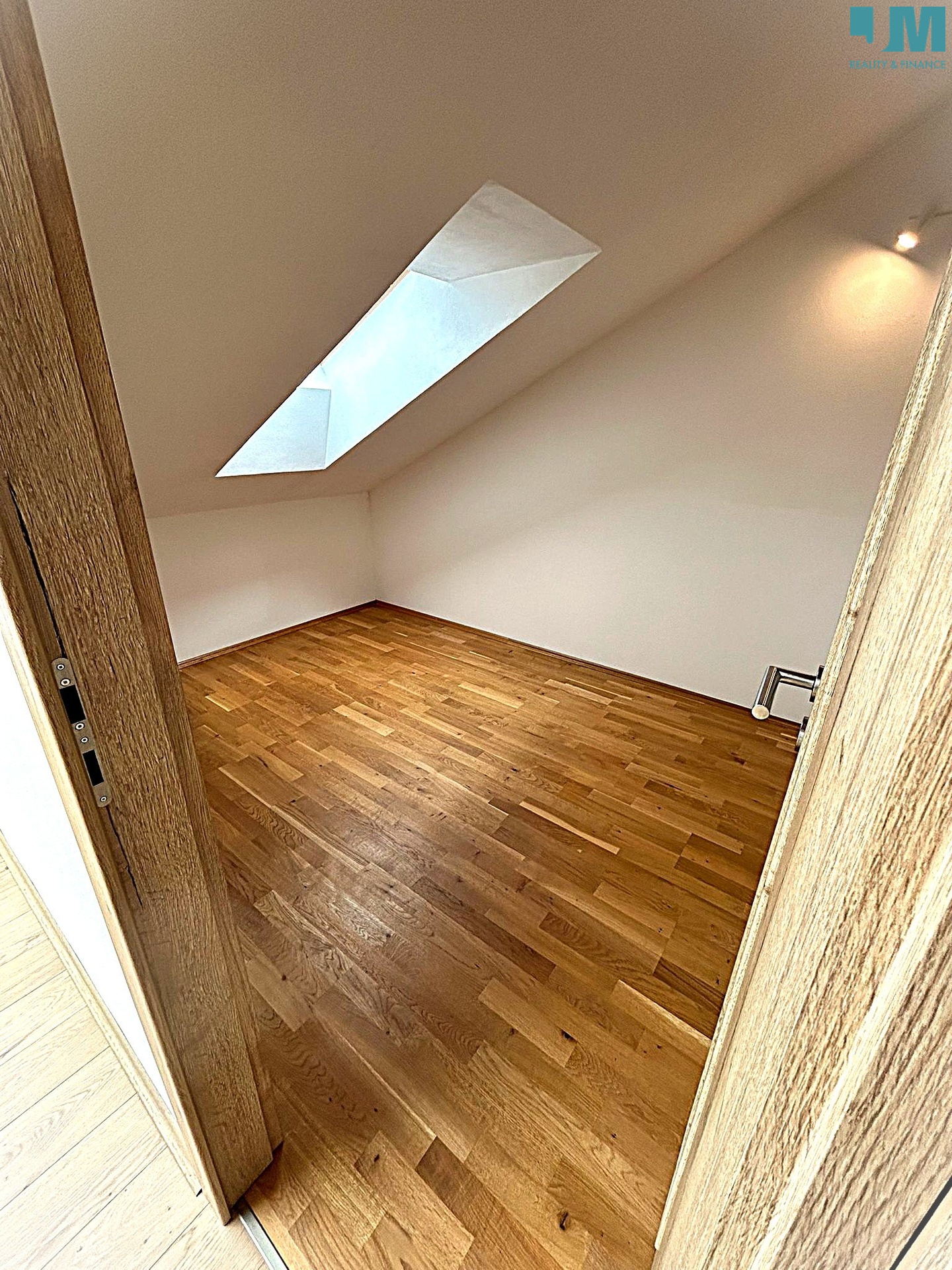 Obrázek WhatsApp, 2025-10-11 v 14.23.16_26631fef