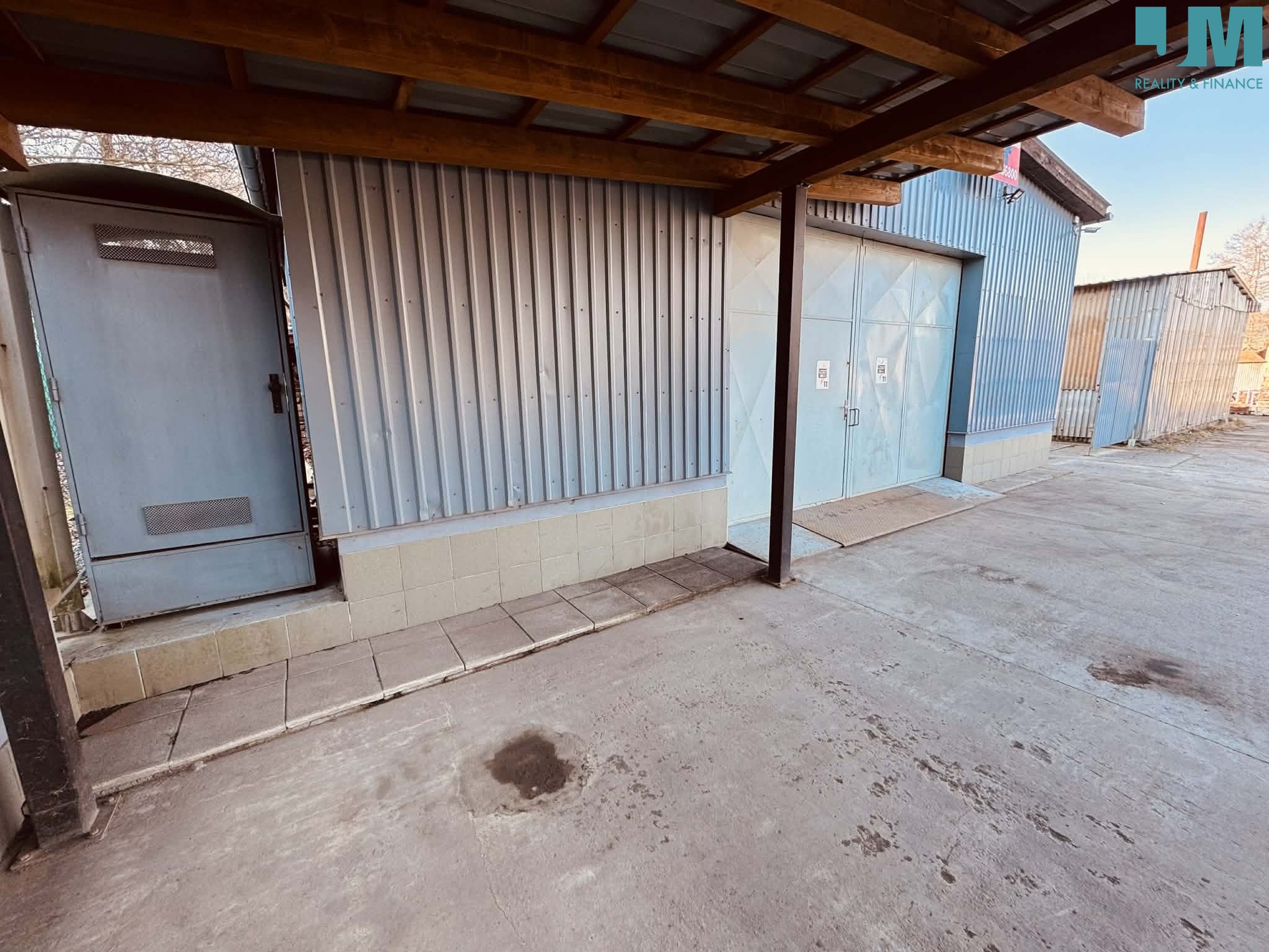 efea590b-eec5-450b-86e5-bbf481322766