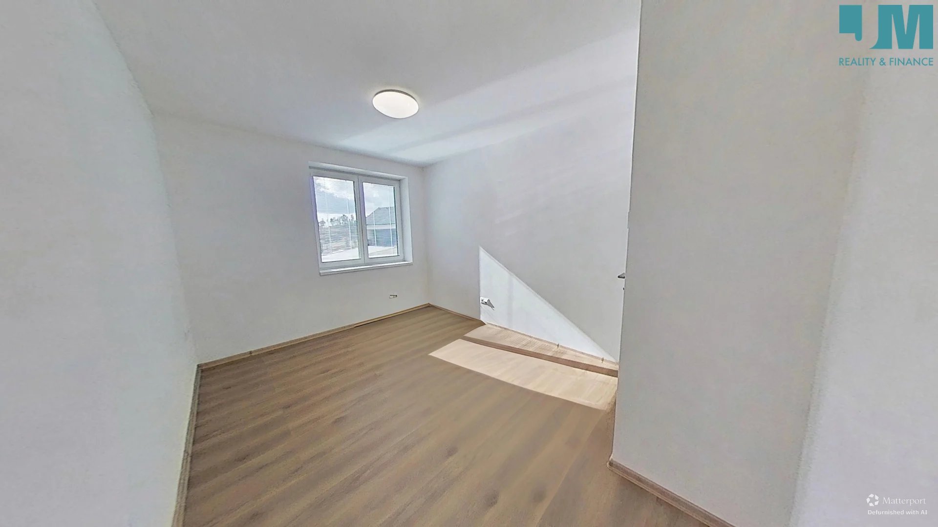 02.25.2026_21.23.31_defurnished