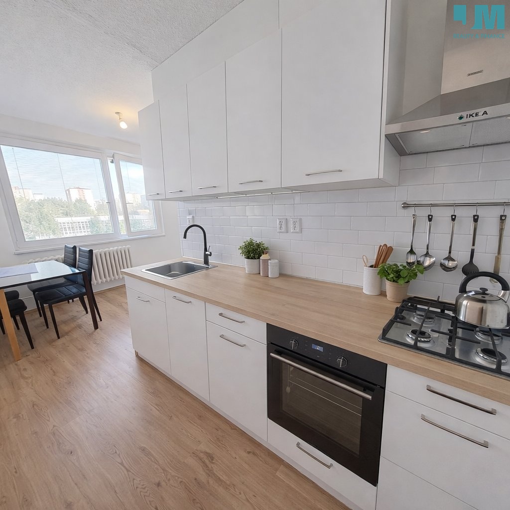 0894bce2-842e-4d66-9ded-9672acbc626b