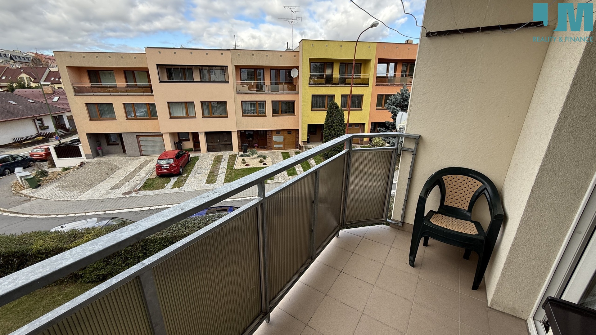 20251024_095507401_iOS