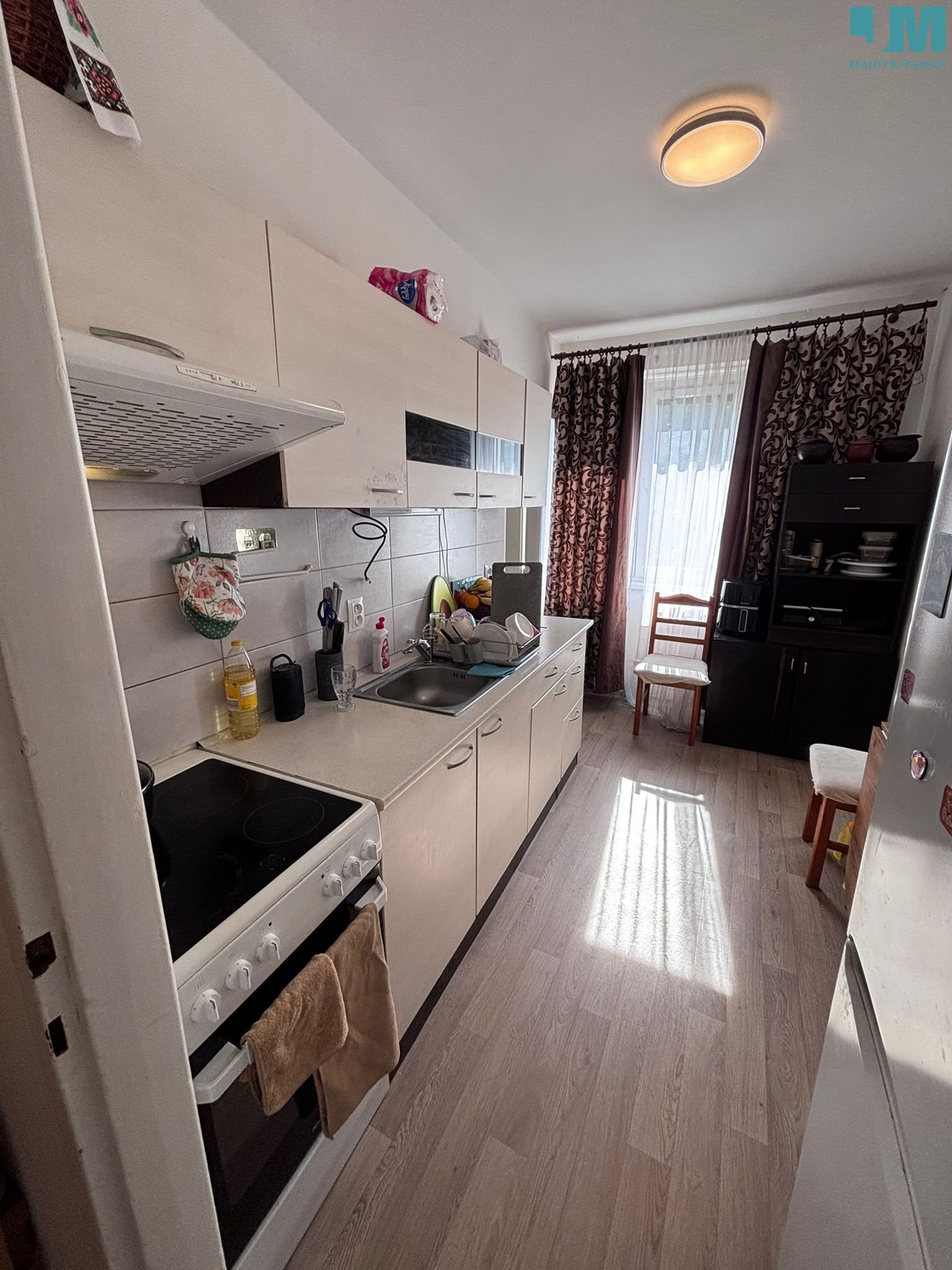 33d6ff53-fdc1-4417-b741-5020420bef39