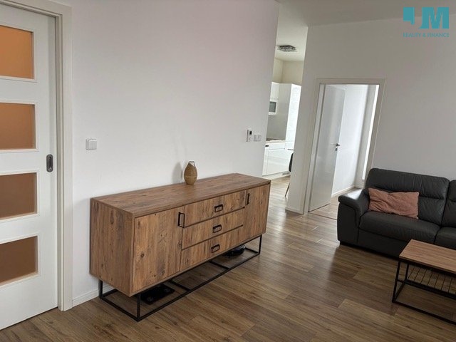 7_PHOTO-2026-03-17-21-42-41