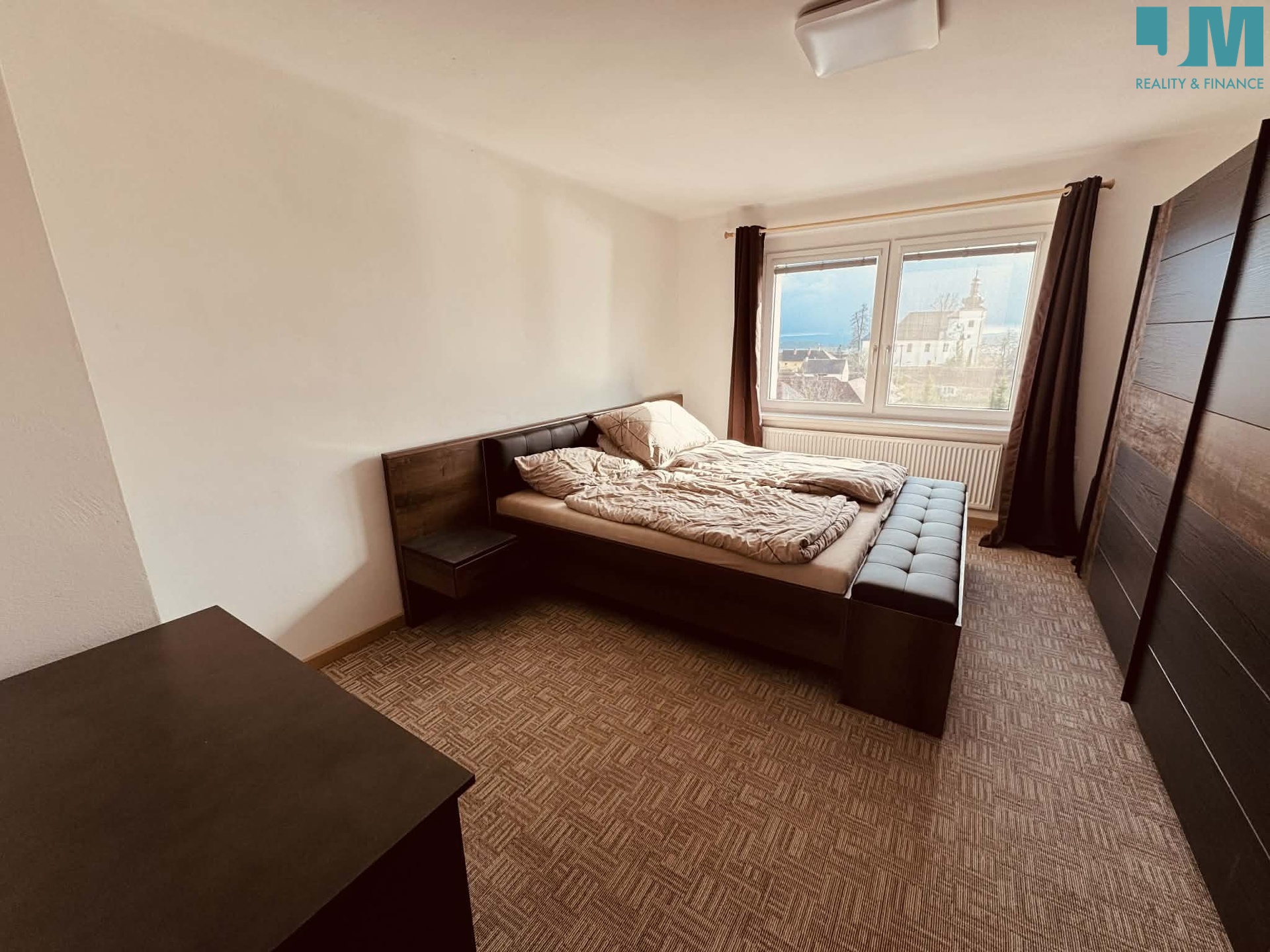 898fe8de-d25a-42c5-9f53-8cddd348b3ec