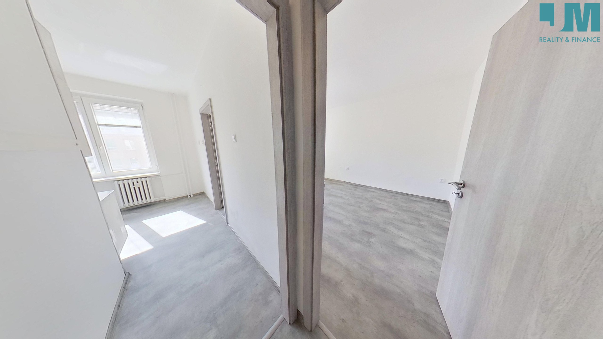 12-Vaclavske-namesti-po-oprave-10272025_193824