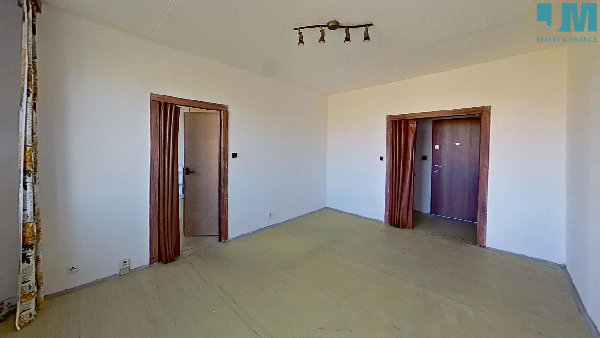 ooWXcVjtjuj-Bedroom