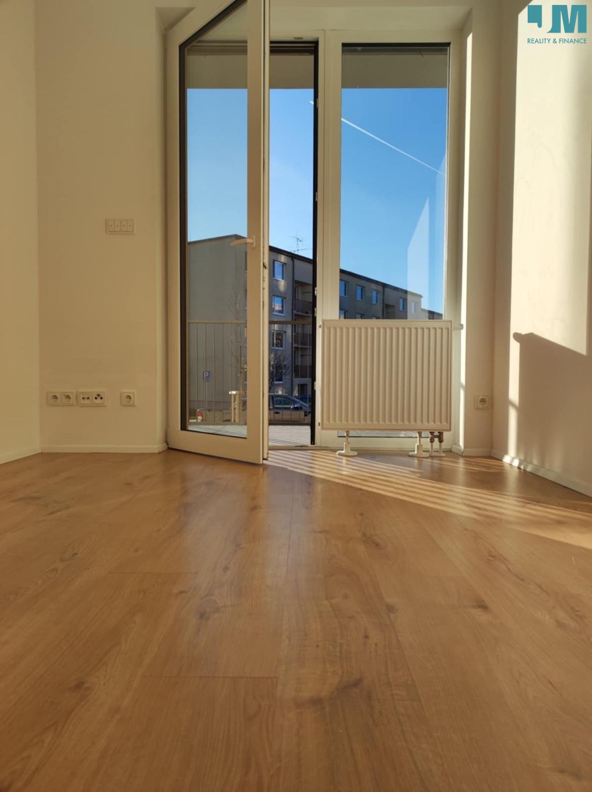 bd048182-1a05-4f98-b8e1-00cf2a75139e