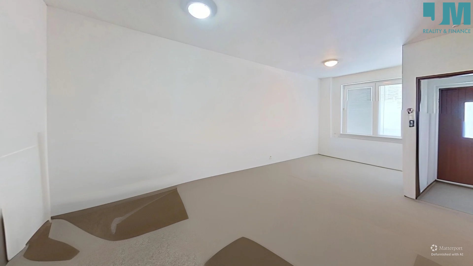 A1XXBeNL7cg-Photo_01