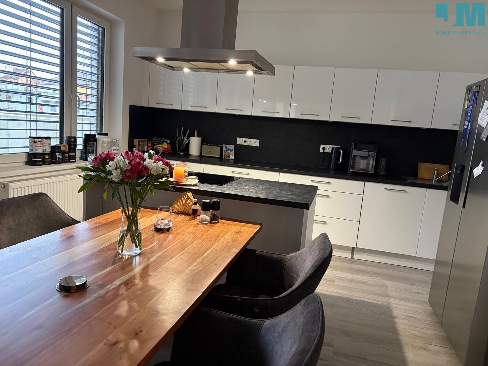 11_PHOTO-2026-03-28-18-03-32