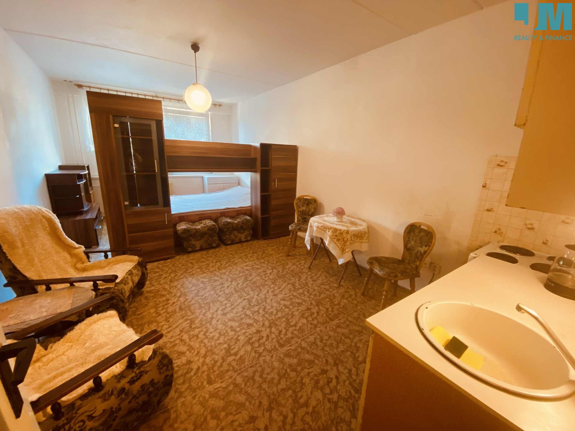 999ee6be-674e-429a-a79a-09941c9114a3