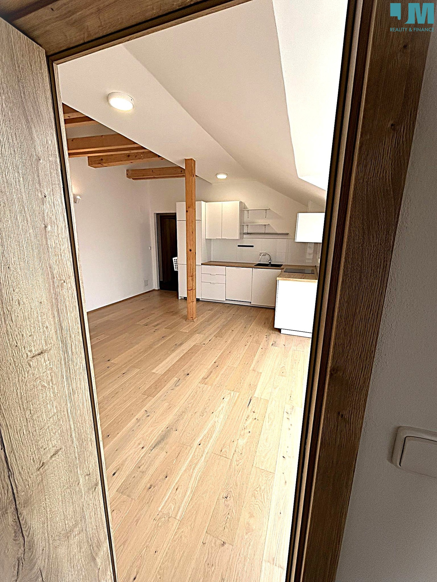 Obrázek WhatsApp, 2025-10-11 v 14.23.16_17692312