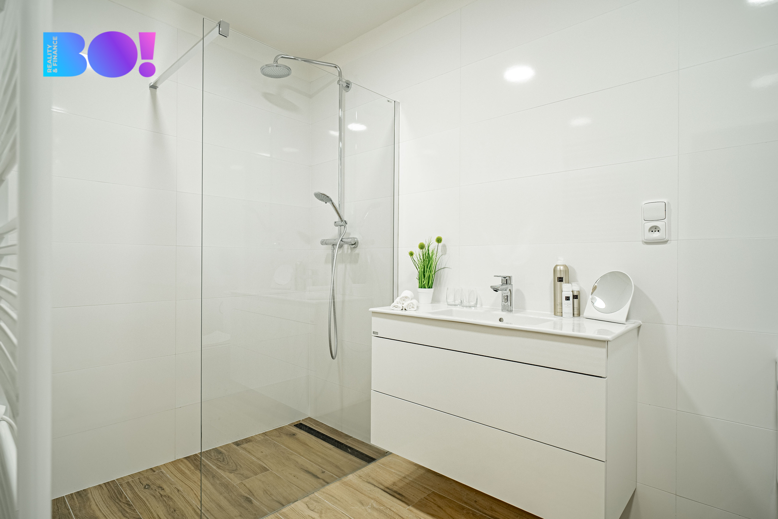 Koupelna se sprchovým koutem