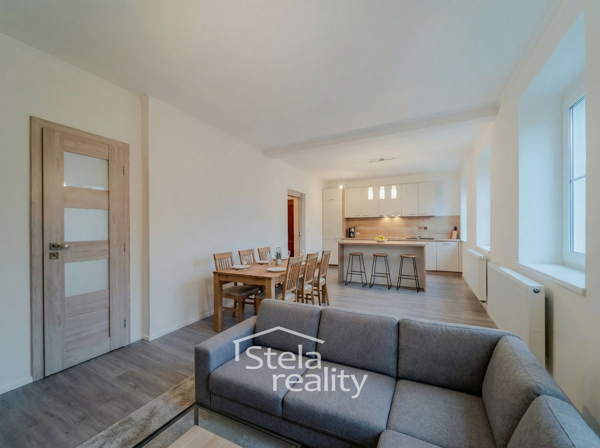 ba8742a1-57d8-456e-b905-d0bd1bf2df6d