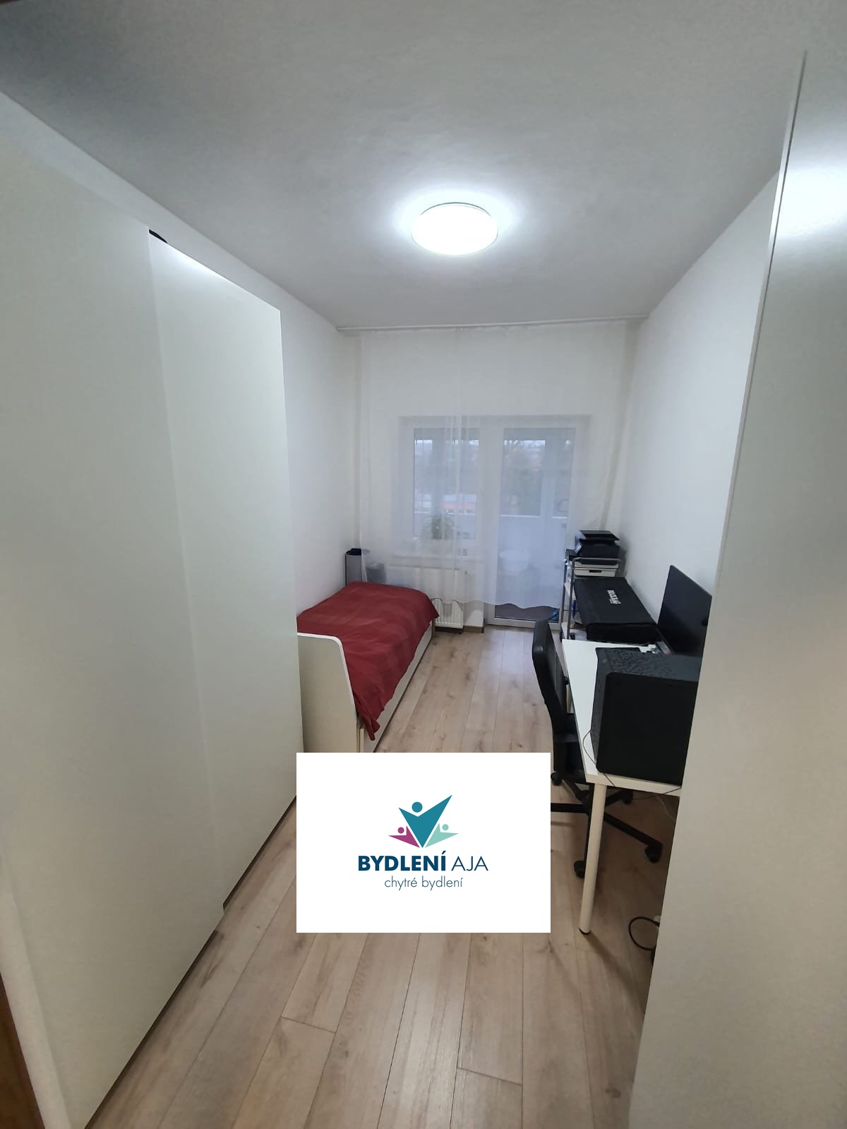 9863c89d-8406-47d9-8c38-f6d059058cea