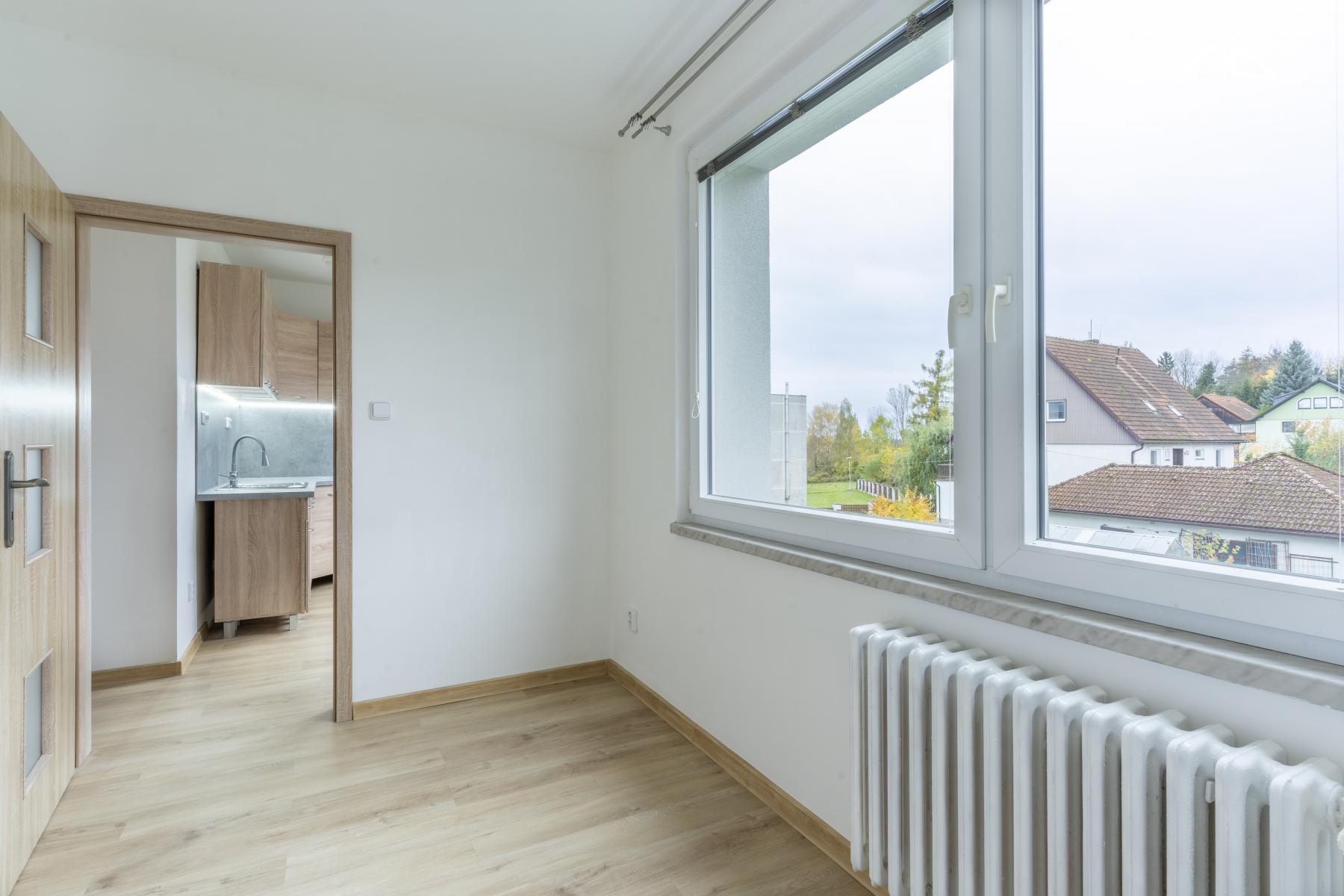 Pronájem bytu 3+1 Seč 12 000 Kč za měsíc, foto 3