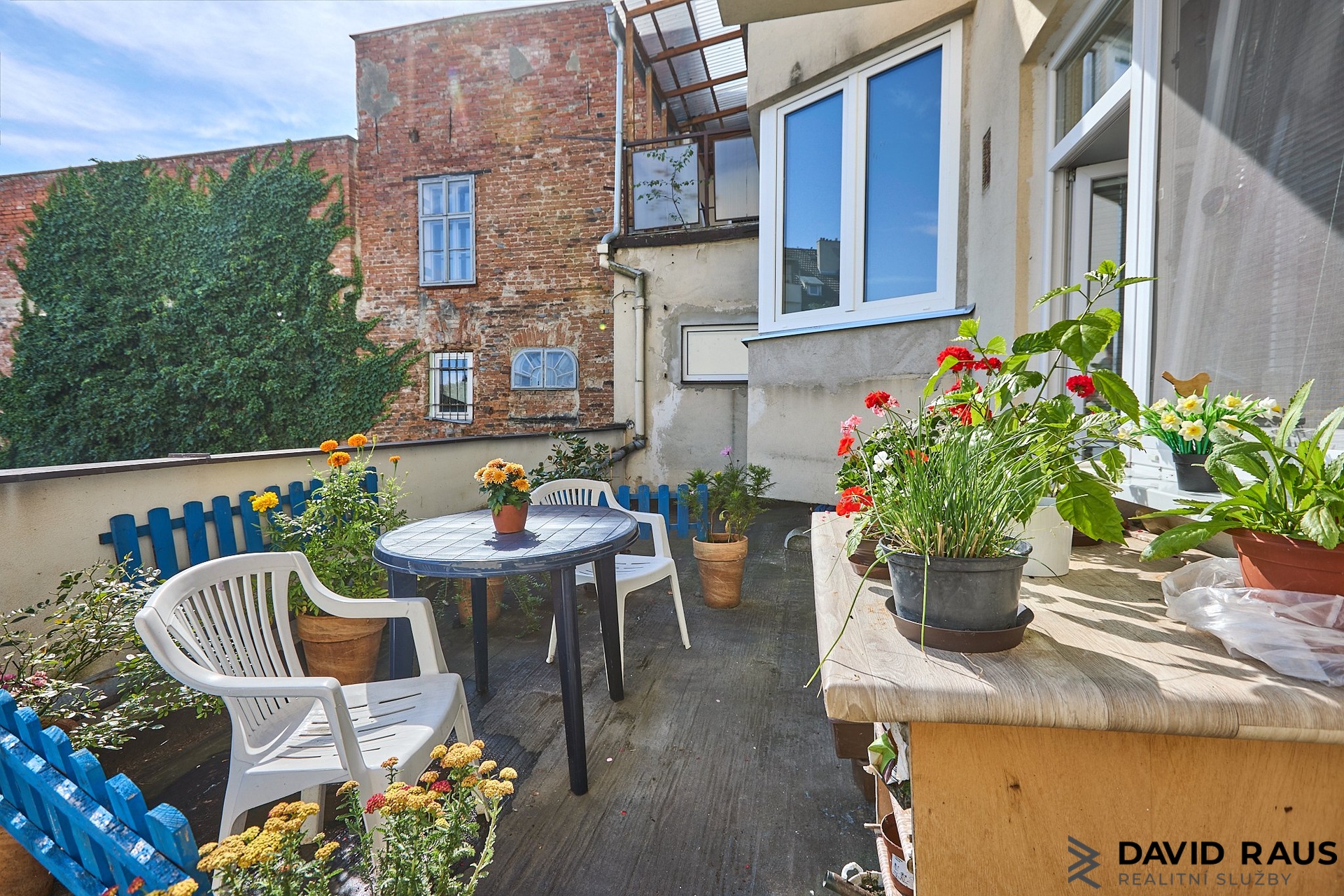 Vyškov_ terasa_ pohled 2