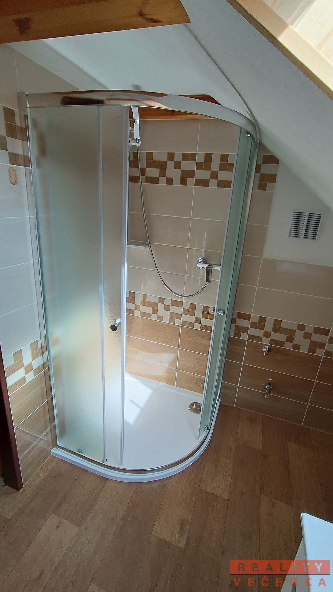 img-20250426-095238-3254-1077904