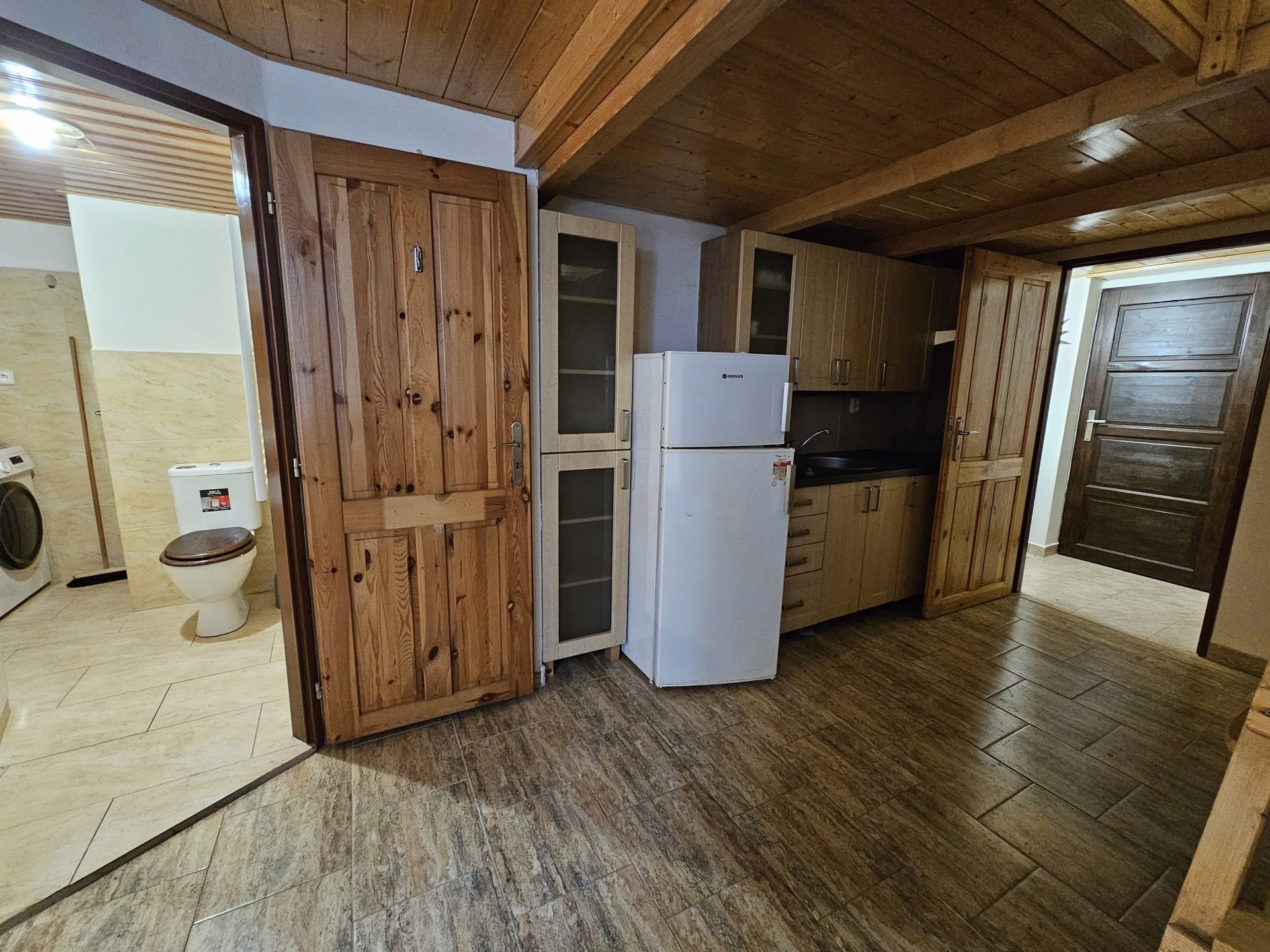 be4e12f5-2d9c-46d5-a02e-9b02430f5d49