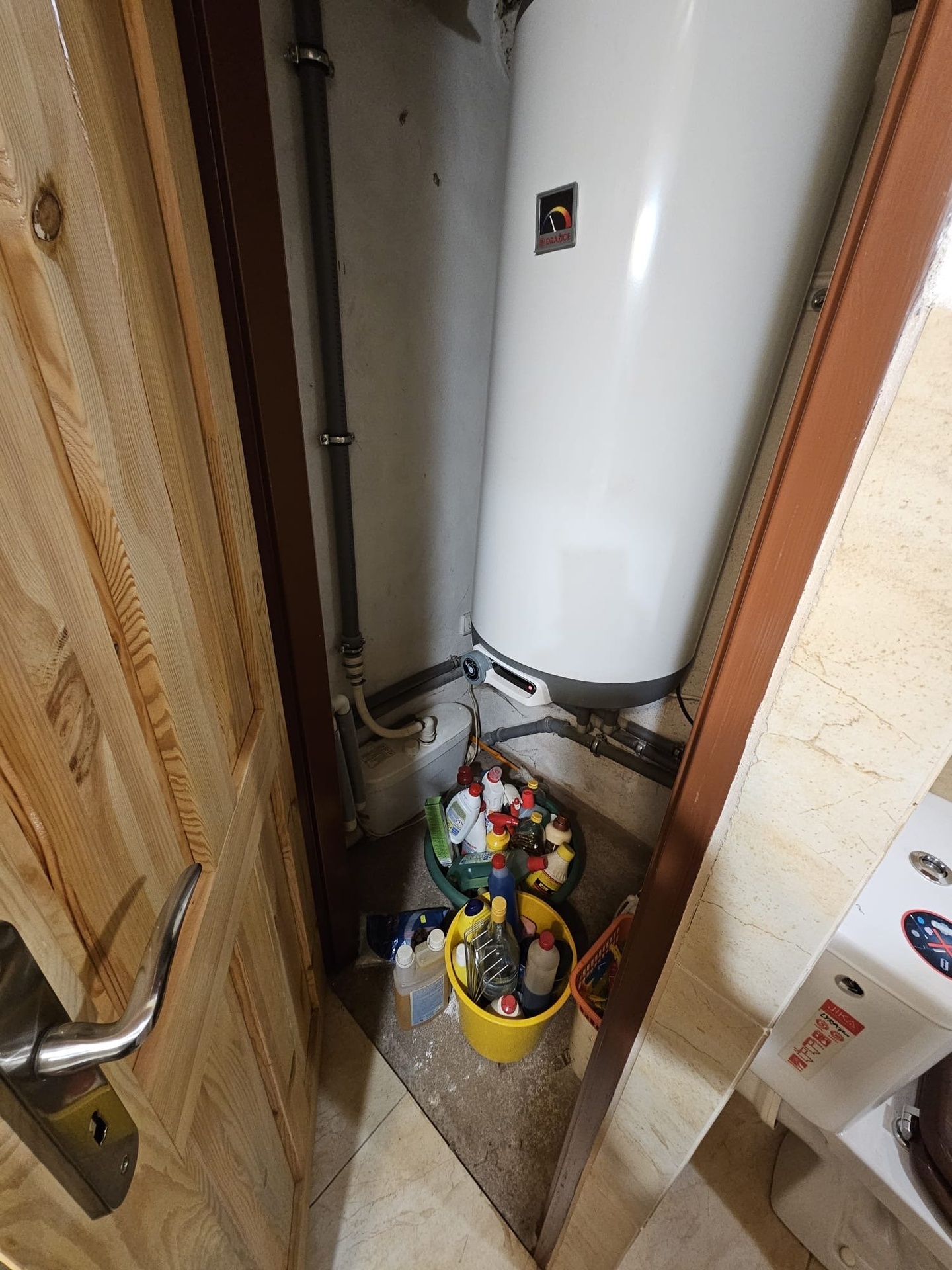 ae76929d-a4c6-4245-b335-6571d462b7b9