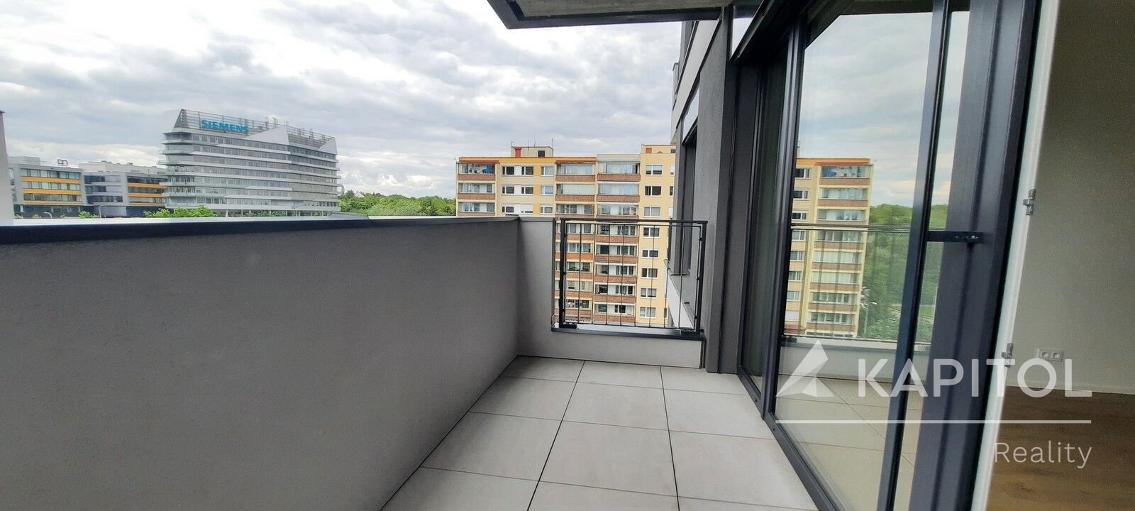 Prostorný Balkón