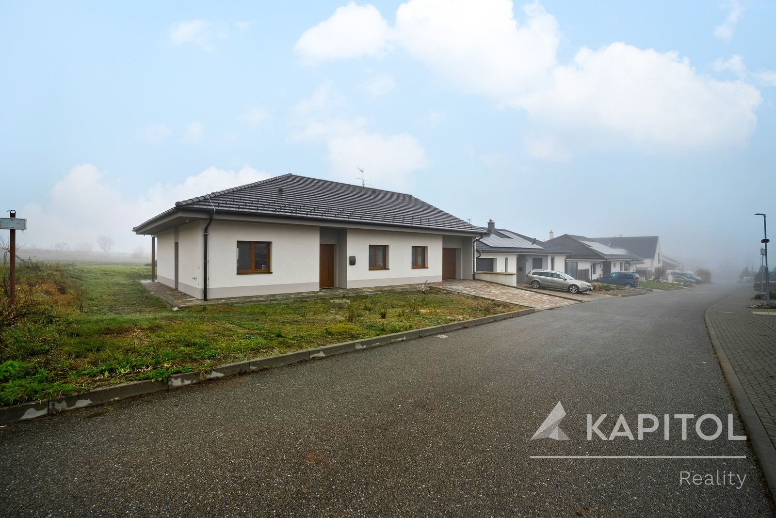 Uliční pohled na dům