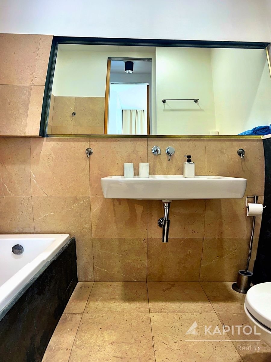 Koupelna s WC a bidetovou sprškou