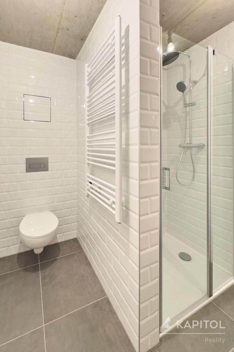 Koupelna se sprchovým koutem