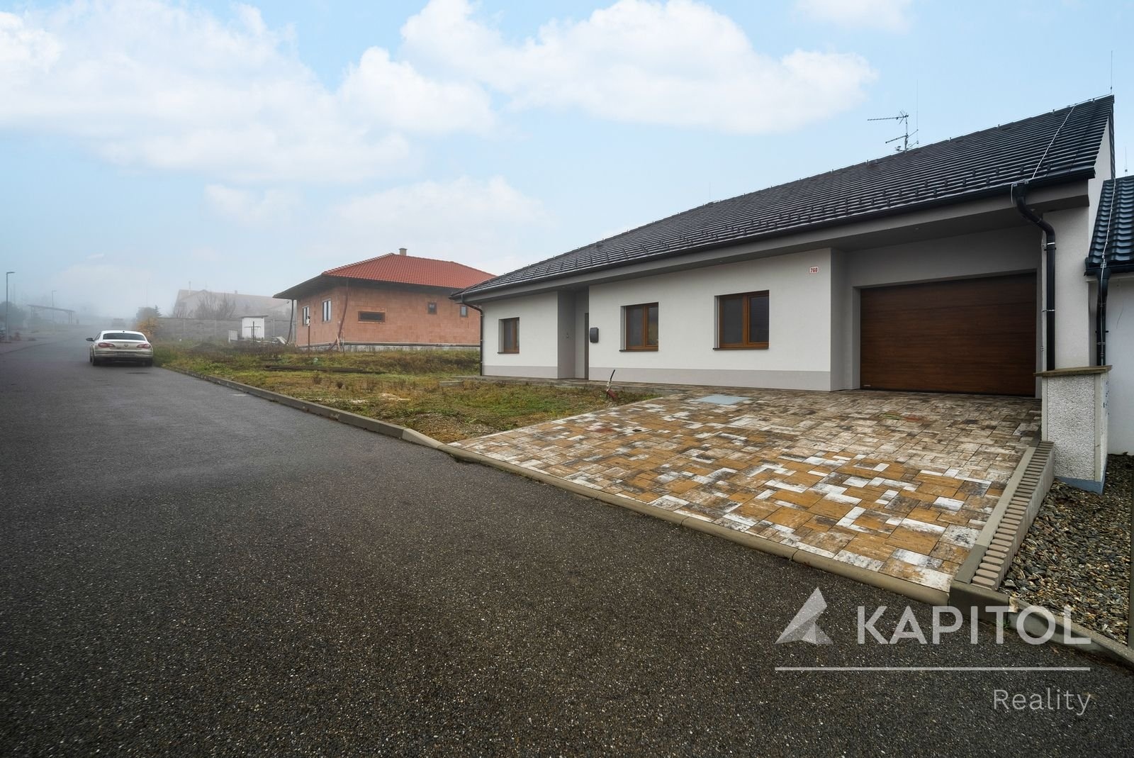 Uliční pohled na dům