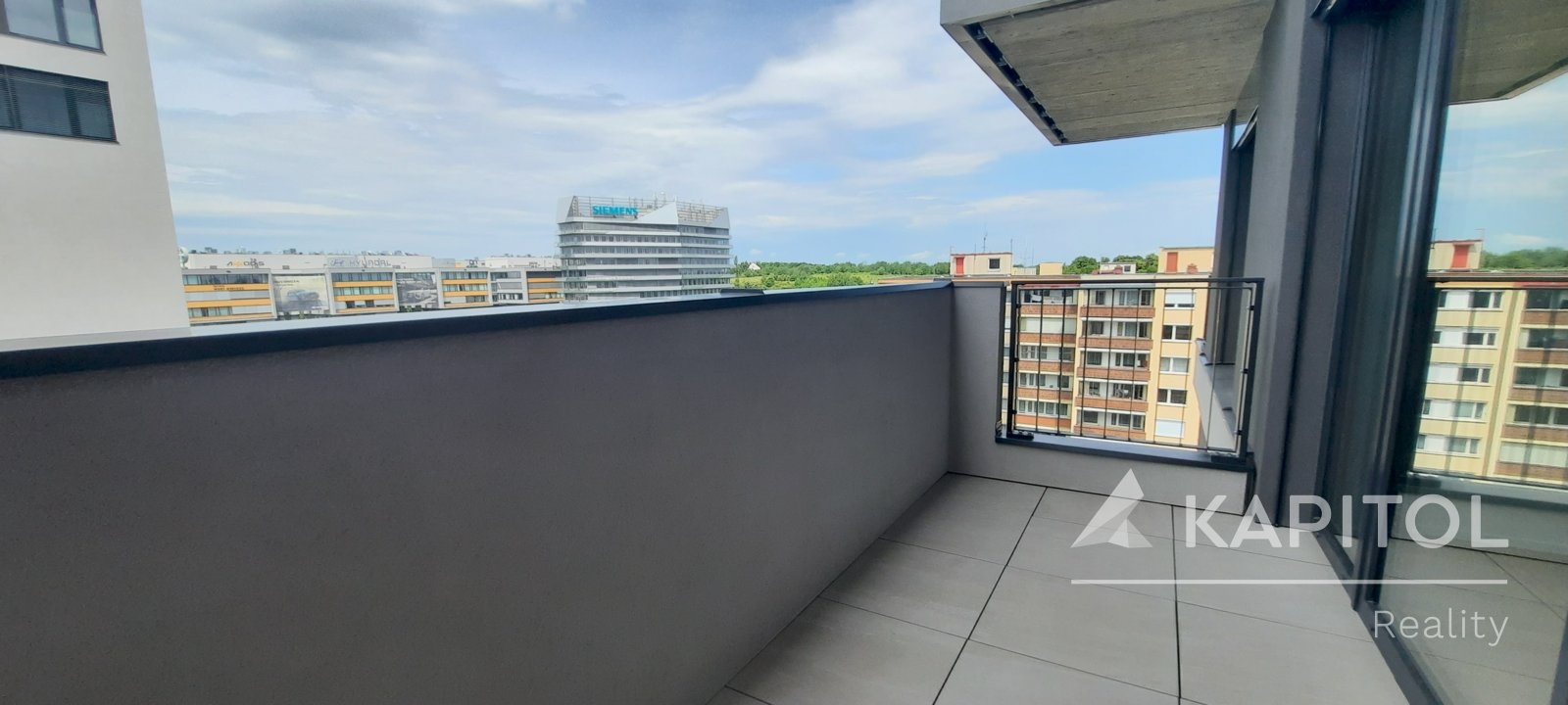 Balkon s orientací na západní stranu