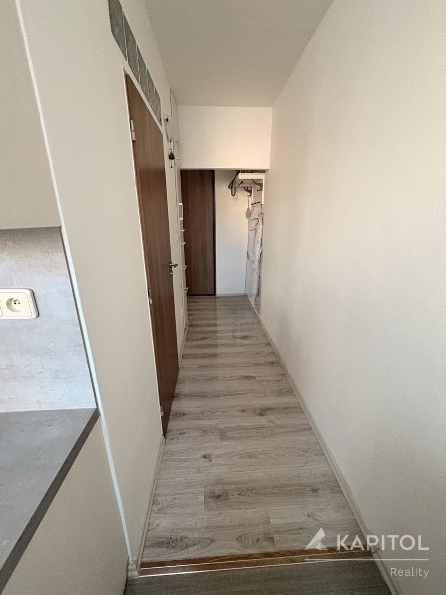 chodba, vstup do koupelny