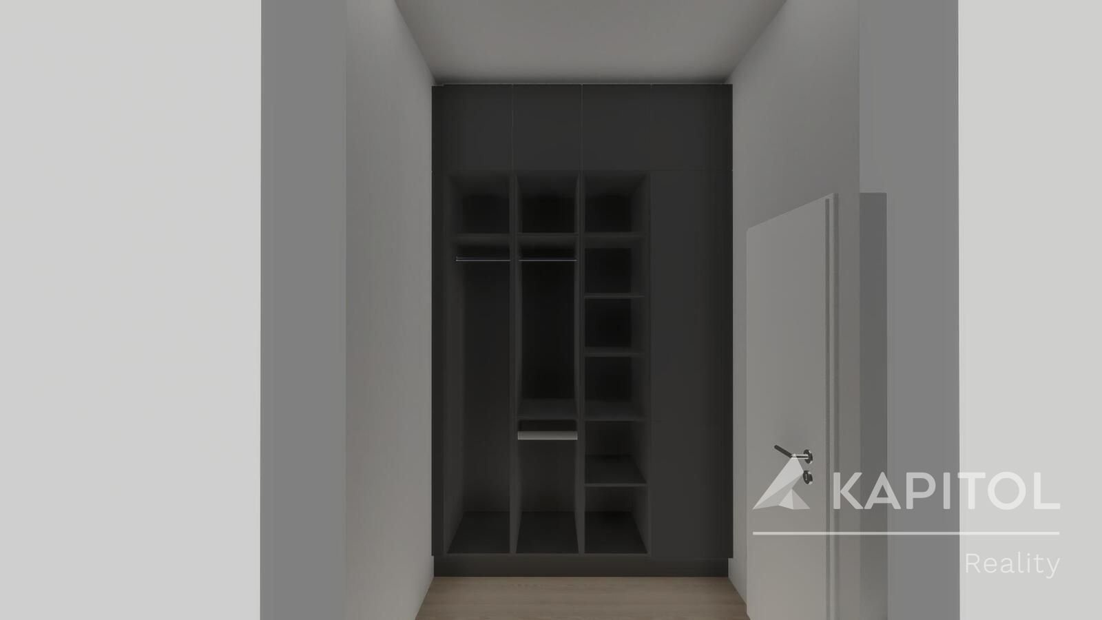 Skříň v chodbě