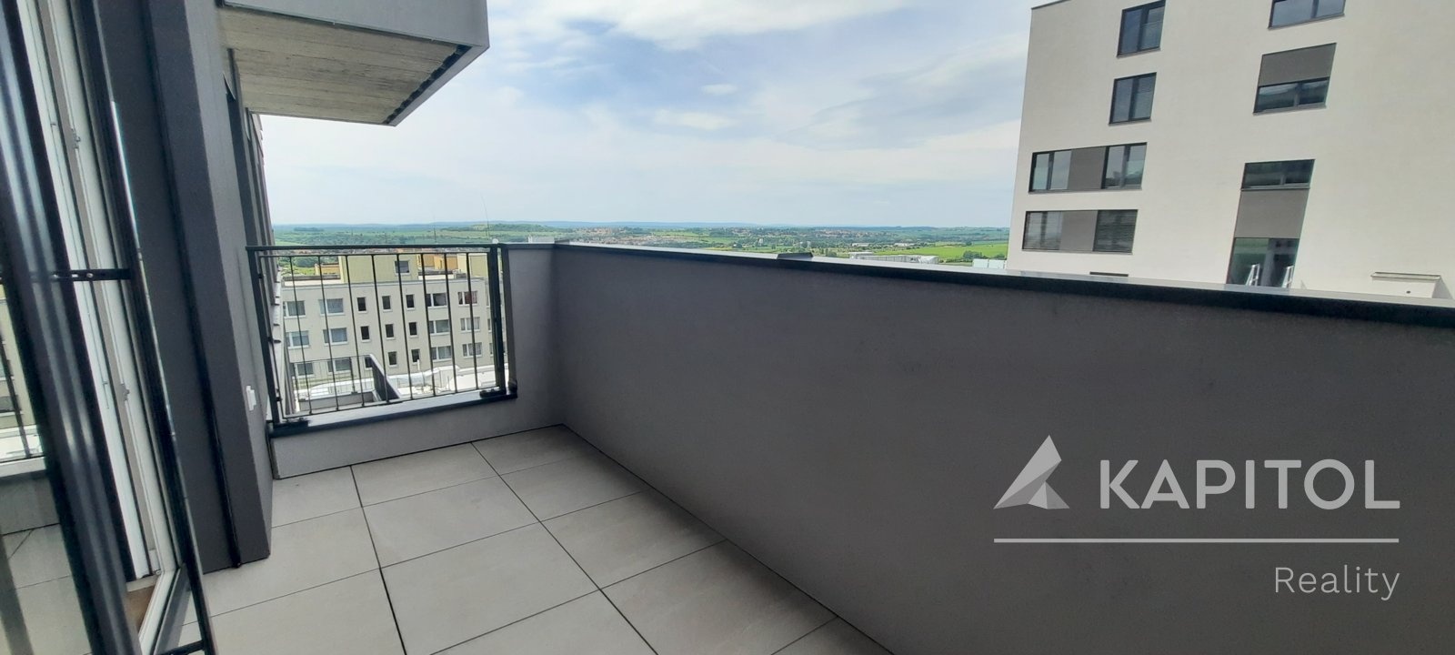 Balkon s orientací na západní stranu