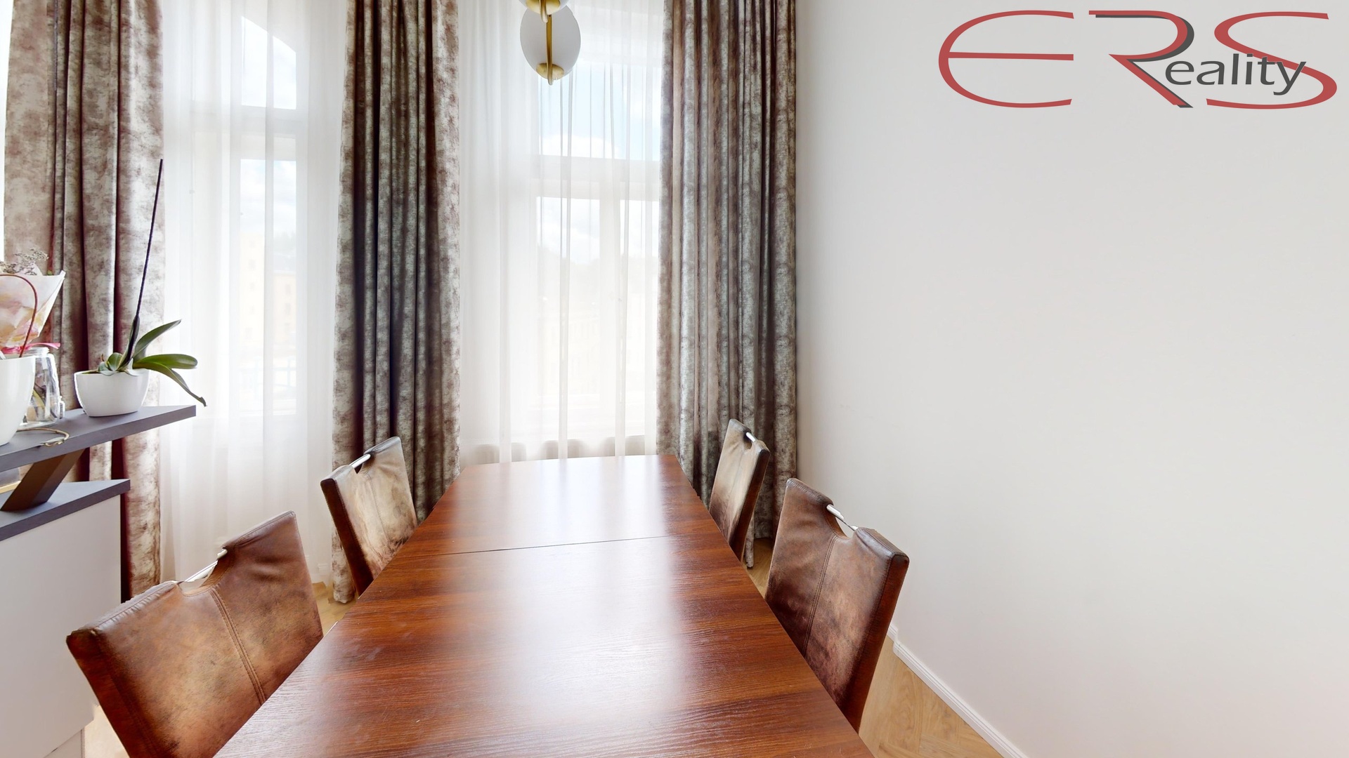 Soukenna-Dining-Room