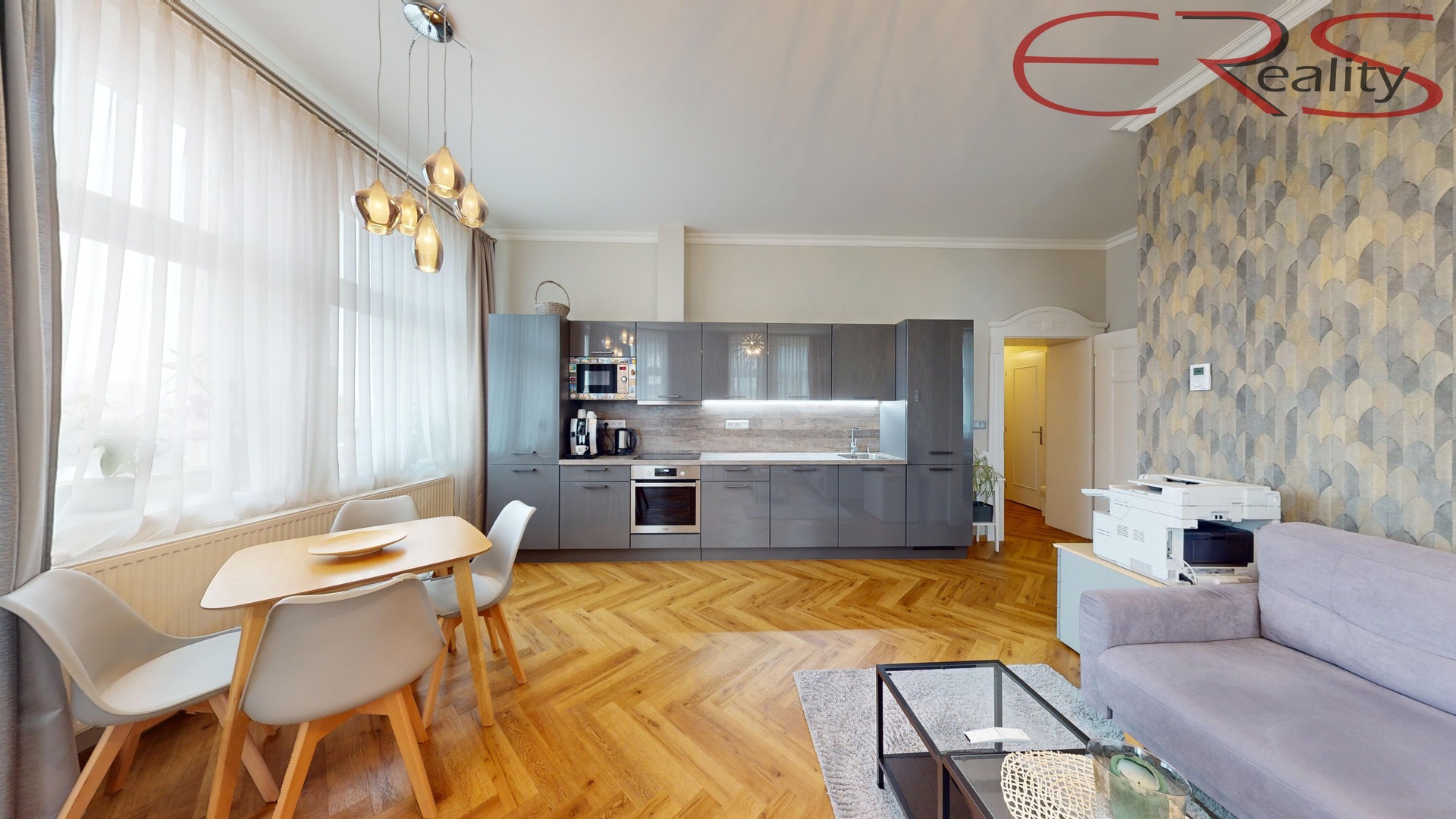 Jizera-3NP-balkon-vyhled-na-radnici-03042024_152523
