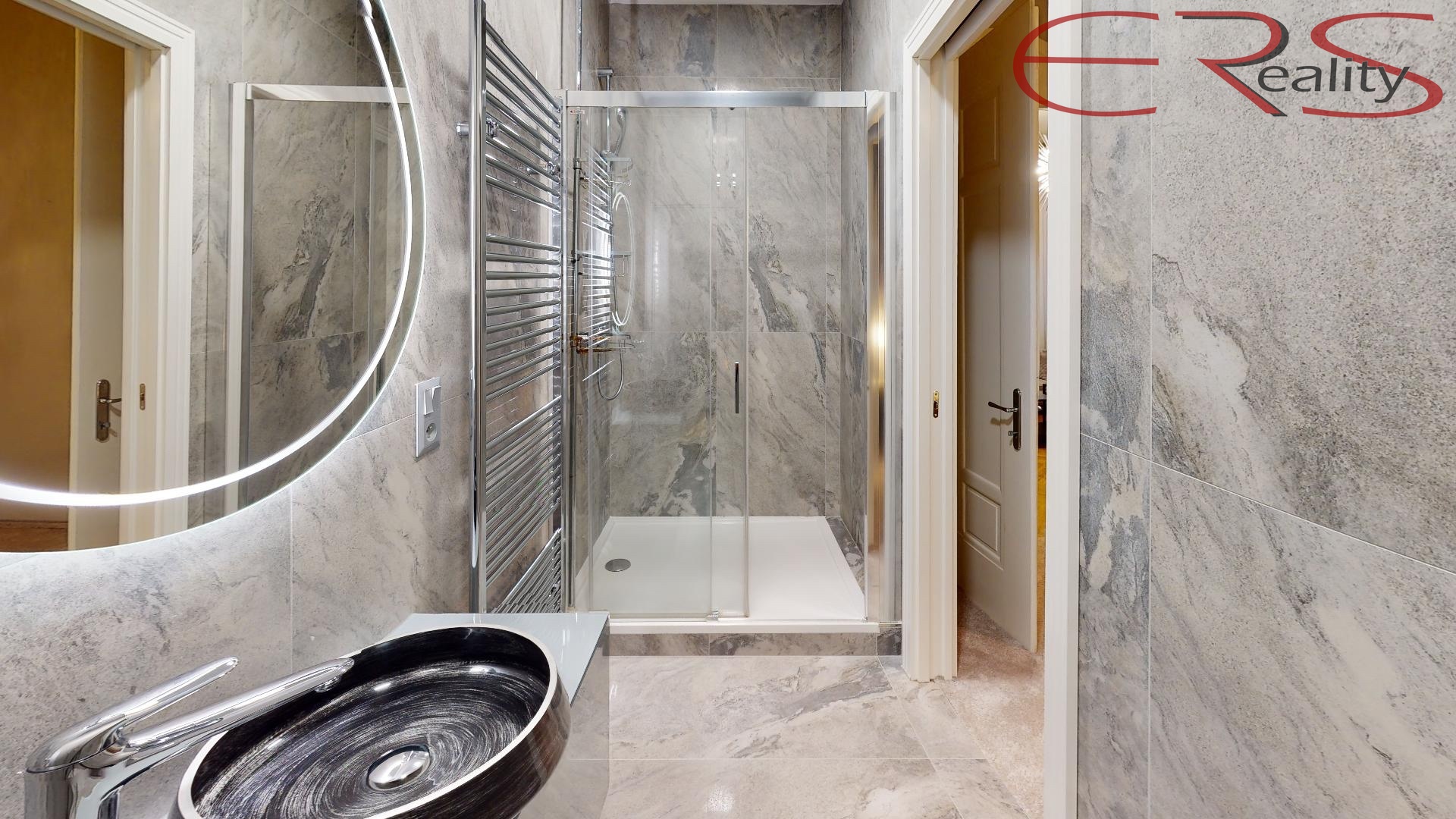 Jizera-Bathroom