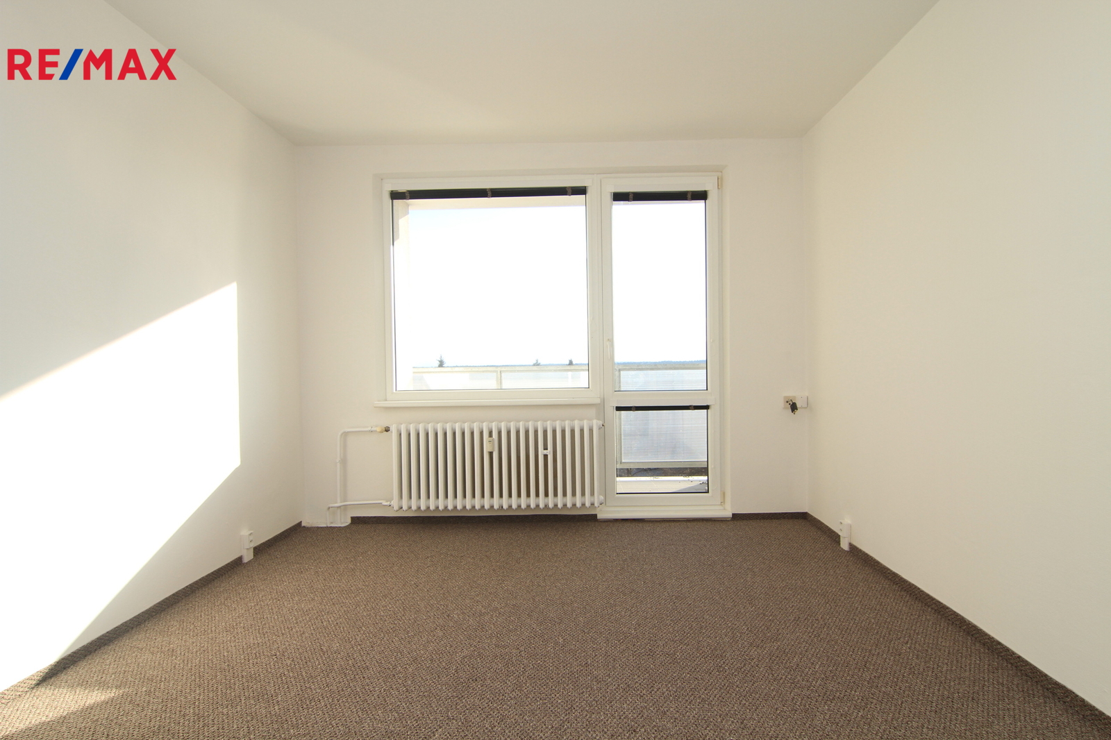 Obývací pokoj s lodžií