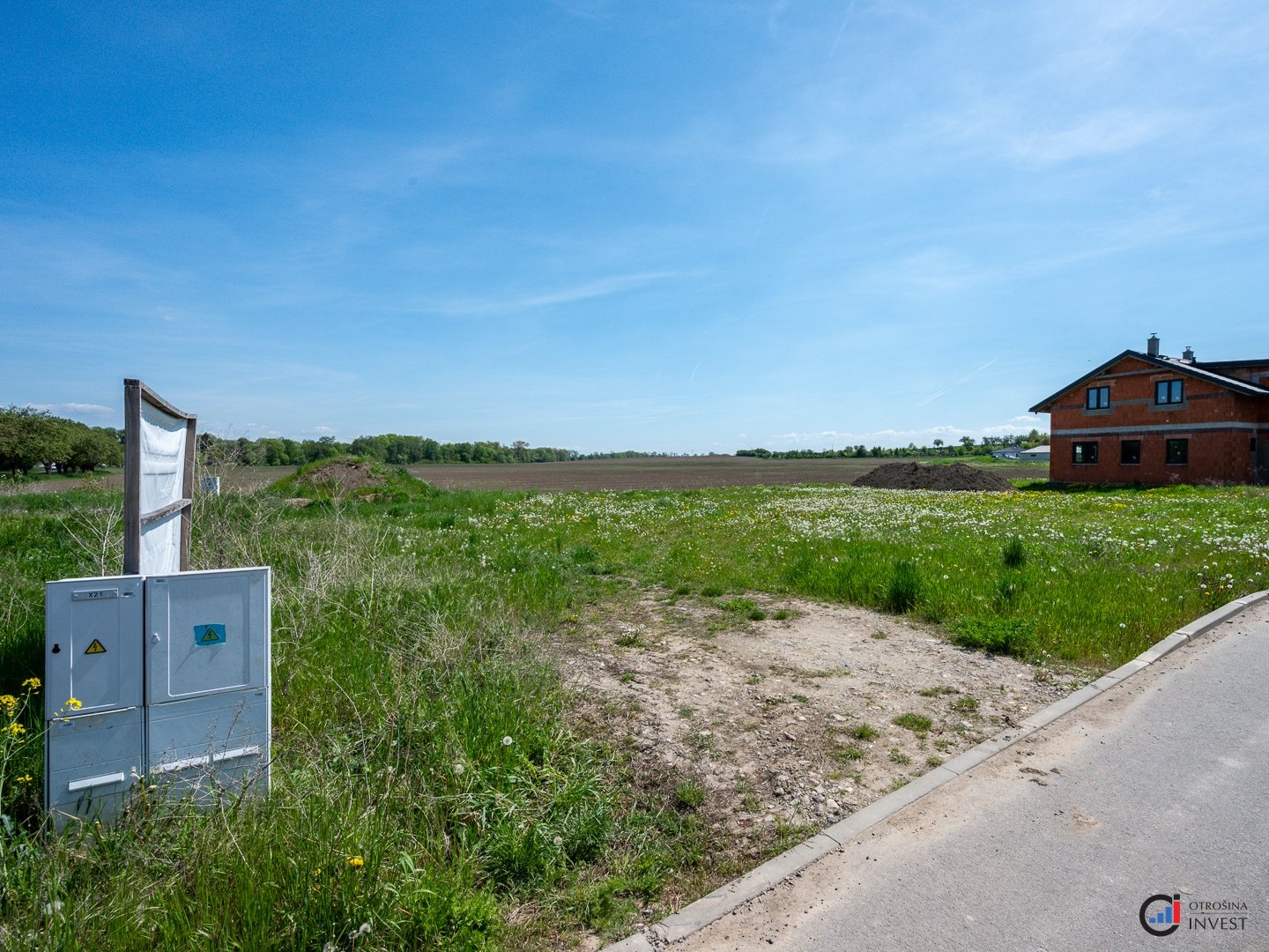 Prodej pozemku 950 m&sup2; - Pardubice, Dubany