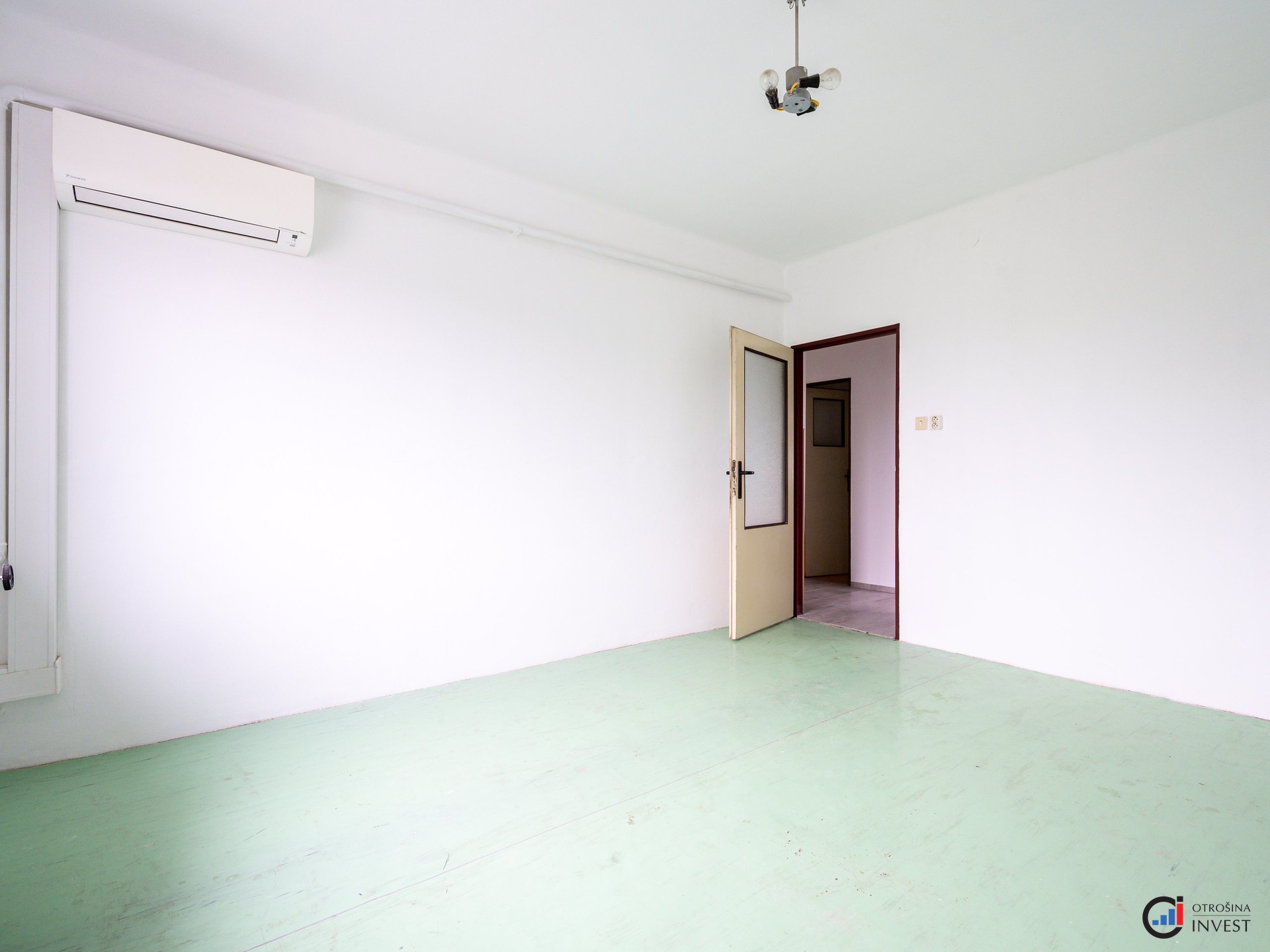 Prodej bytu 3+1, 73 m² - Voděrady