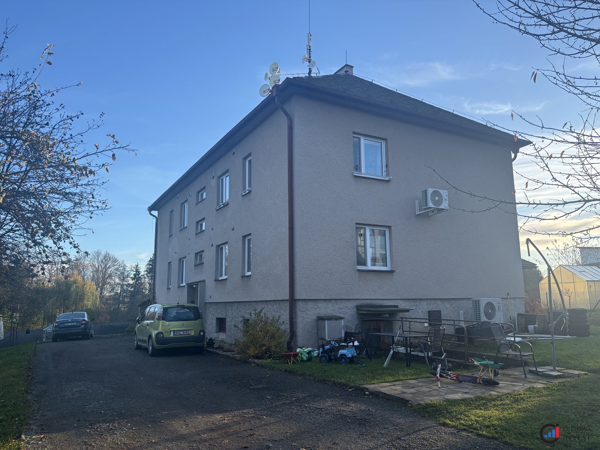Pronájem bytu 3+1 73 m², Voděrady