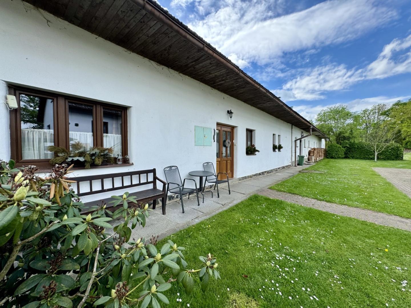 Prodej rodinného domu 400 m² – pohled 2