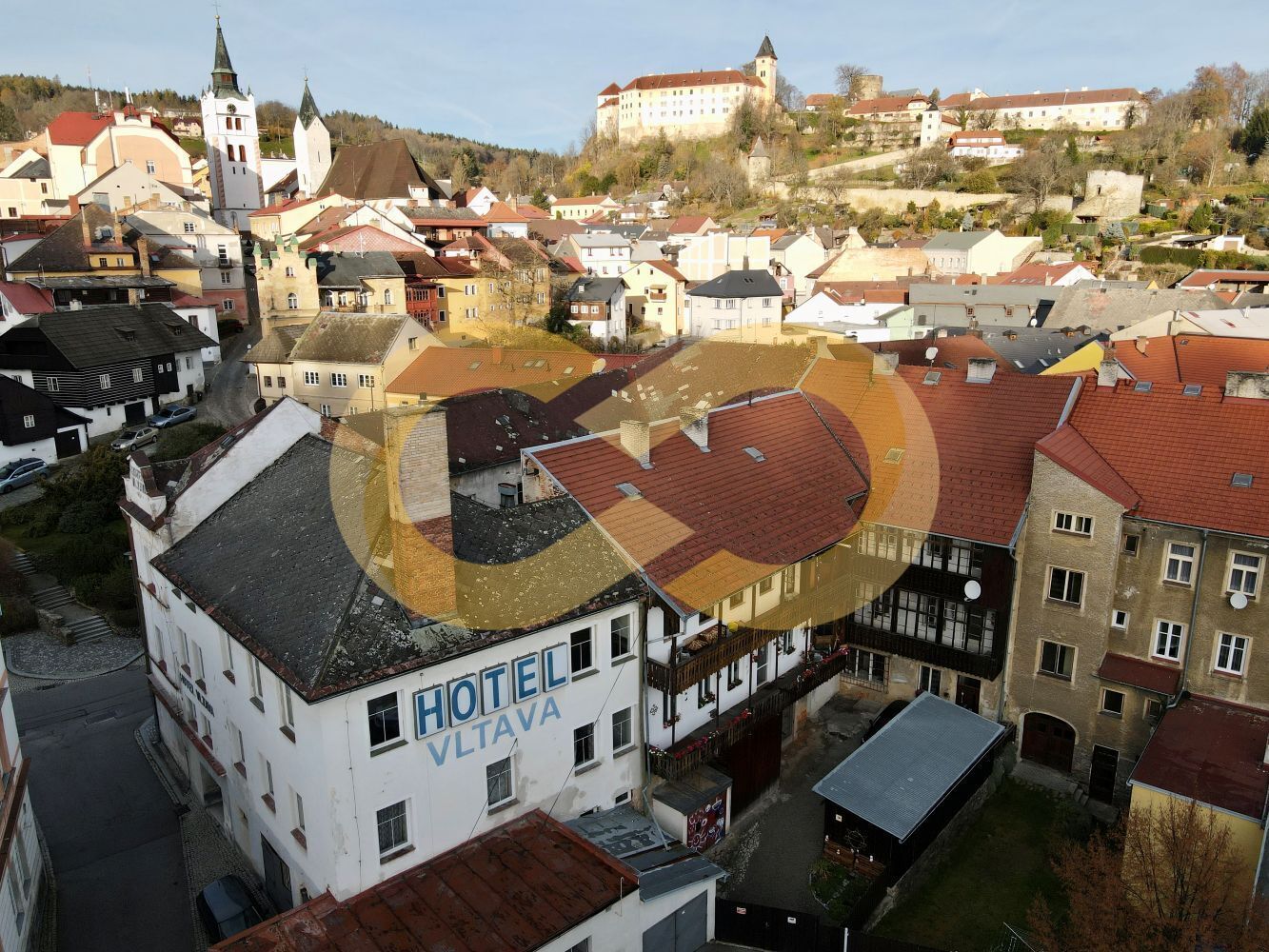 13-hotel.jpg